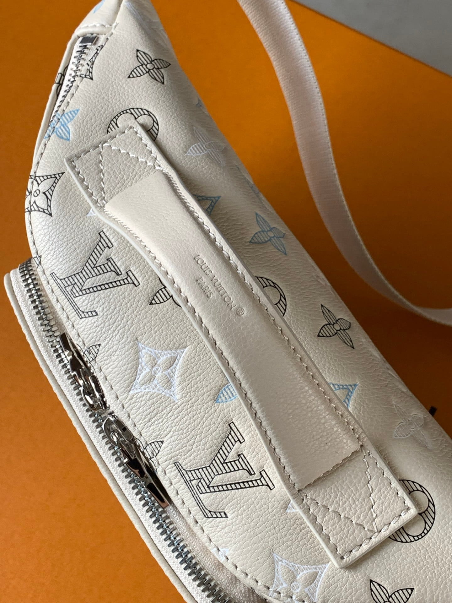 Louis Vuitton LV Rush Bumbag - White Monogram Heritage Canvas Belt Bag