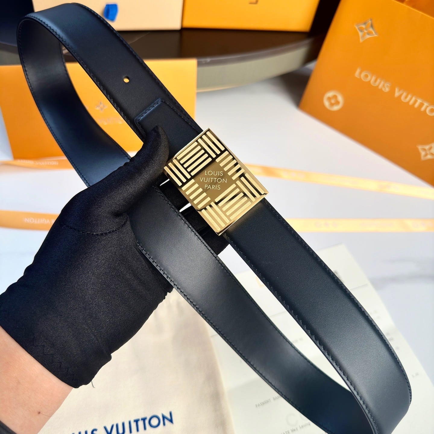 Louis Vuitton LV Stripes Heritage 35mm Reversible Belt - Gold Plate Architectural Buckle