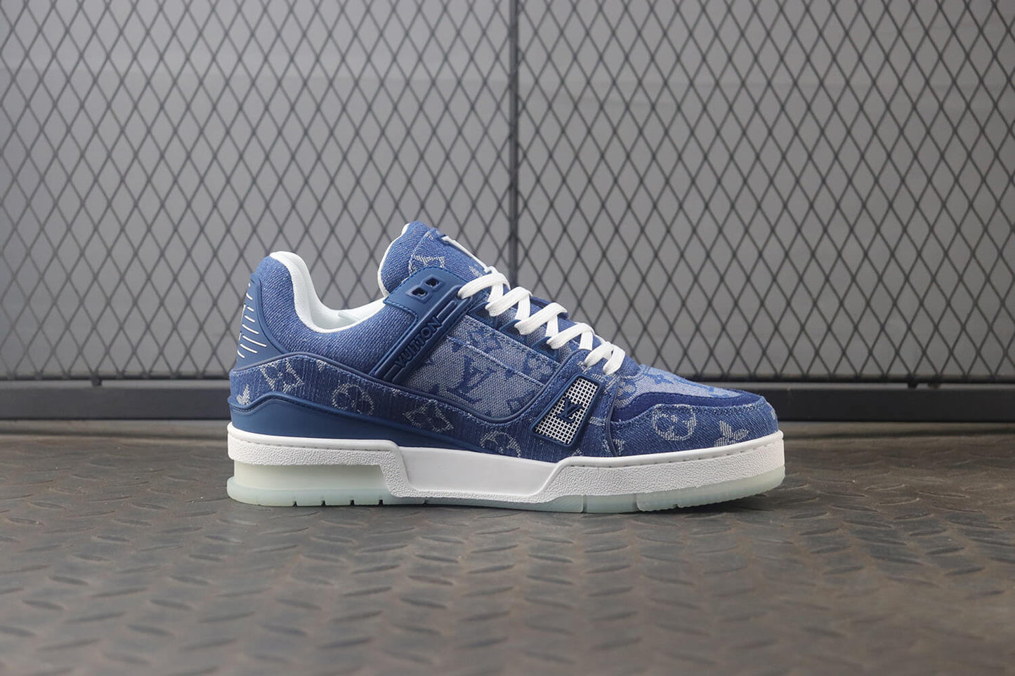 Louis Vuitton LV Trainer Denim Blau