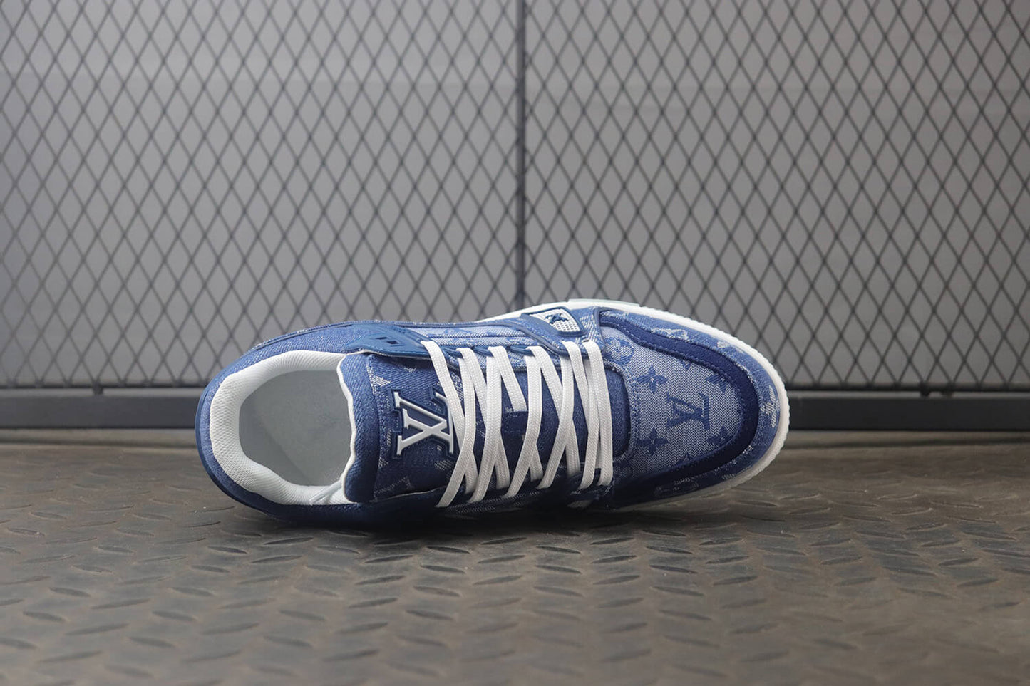 Louis Vuitton LV Trainer Denim Blau