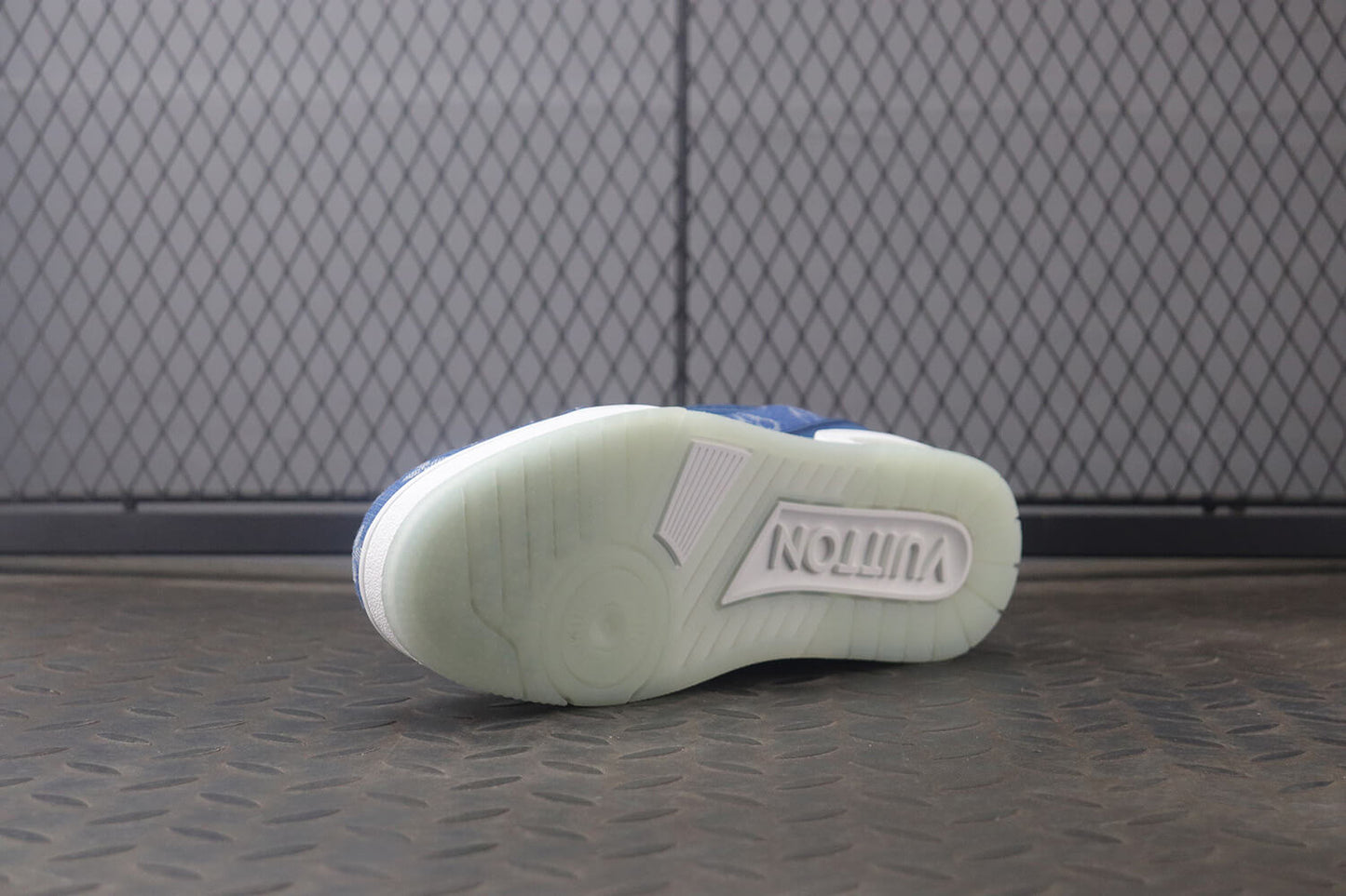 Louis Vuitton LV Trainer Denim Blau