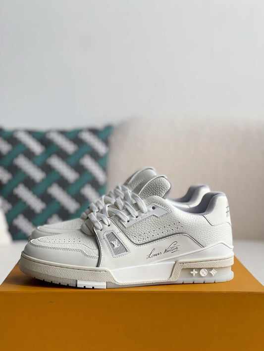 Louis Vuitton Trainer #54 Signatur Weiß