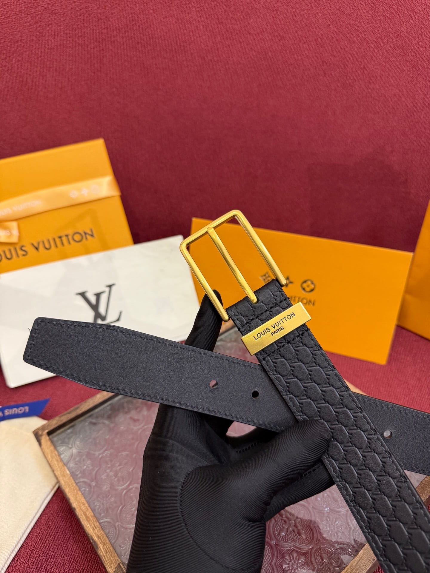 Louis Vuitton LV Black Pont Neuf 35mm Belt - Gold Buckle