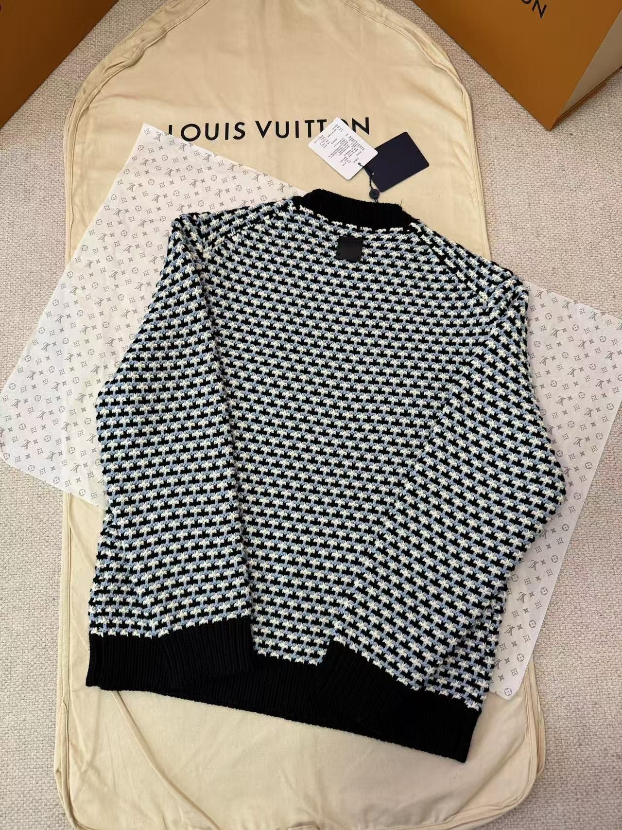 Louis Vuitton LV Black and Blue Damier Pattern Wool Long-Sleeved Pullover
