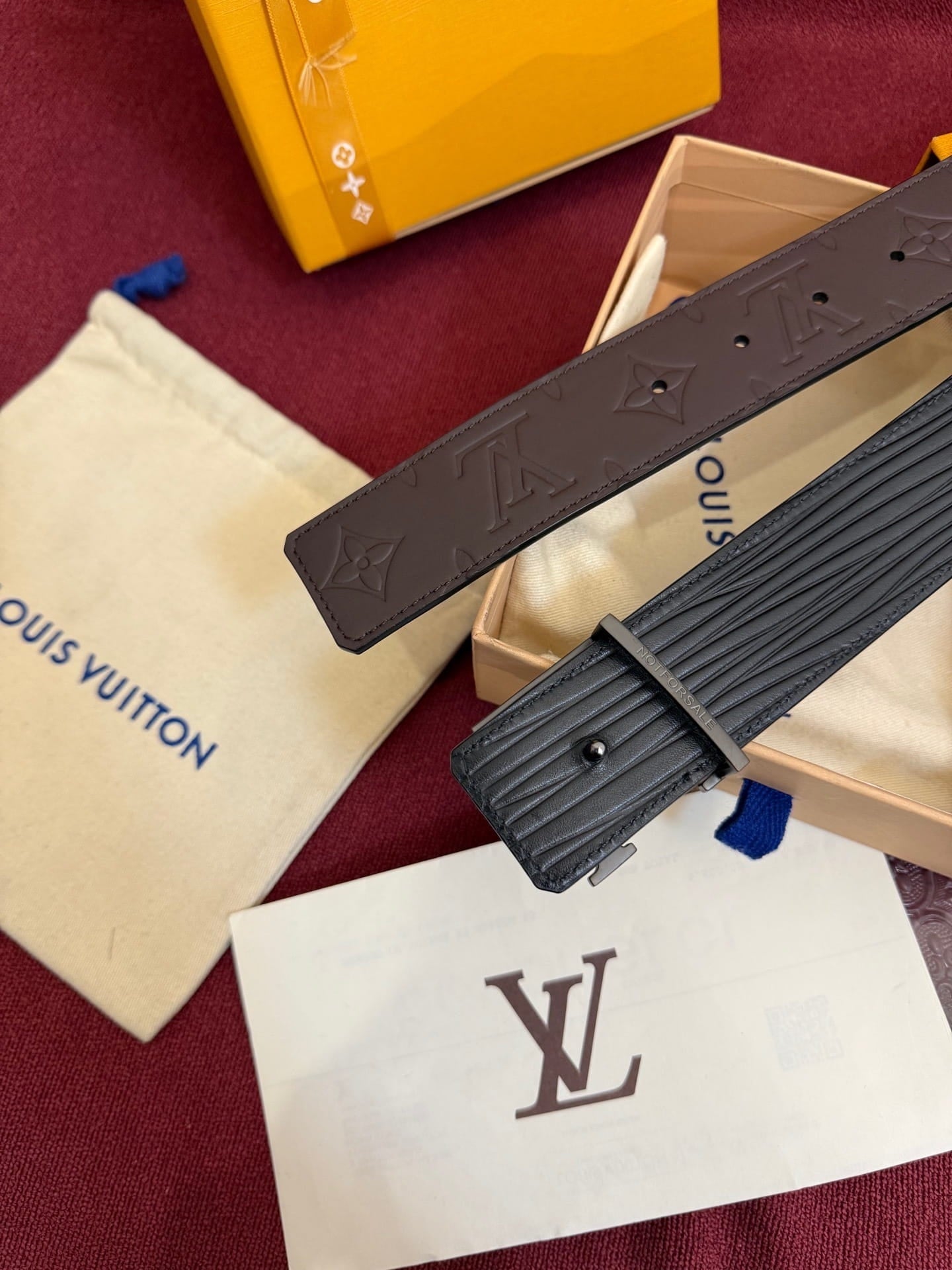 Louis Vuitton LV Mocha Brown Monogram Taurillon 40mm Reversible Belt - Matte Gunmetal LV Buckle