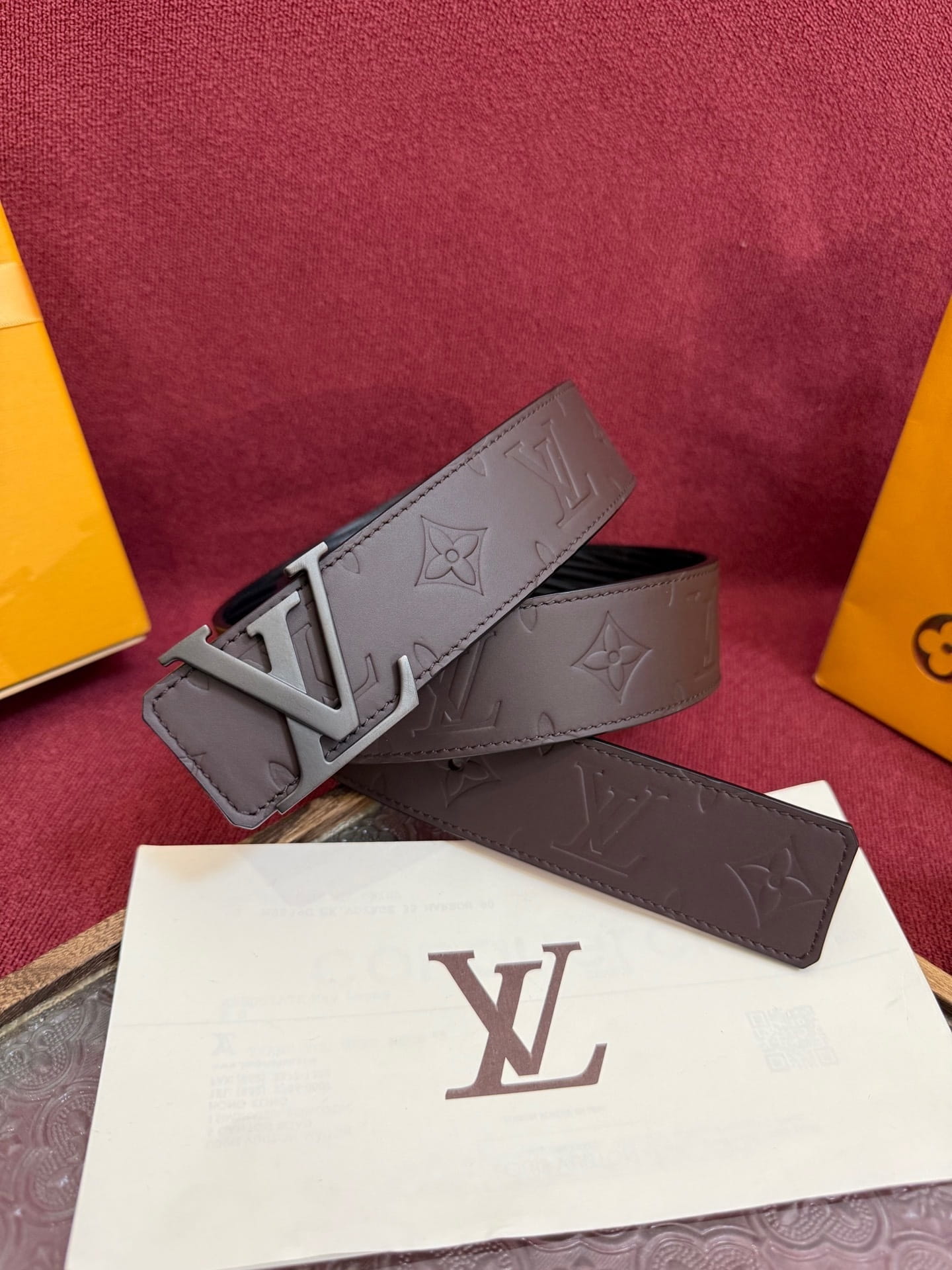 Louis Vuitton LV Mocha Brown Monogram Taurillon 40mm Reversible Belt - Matte Gunmetal LV Buckle