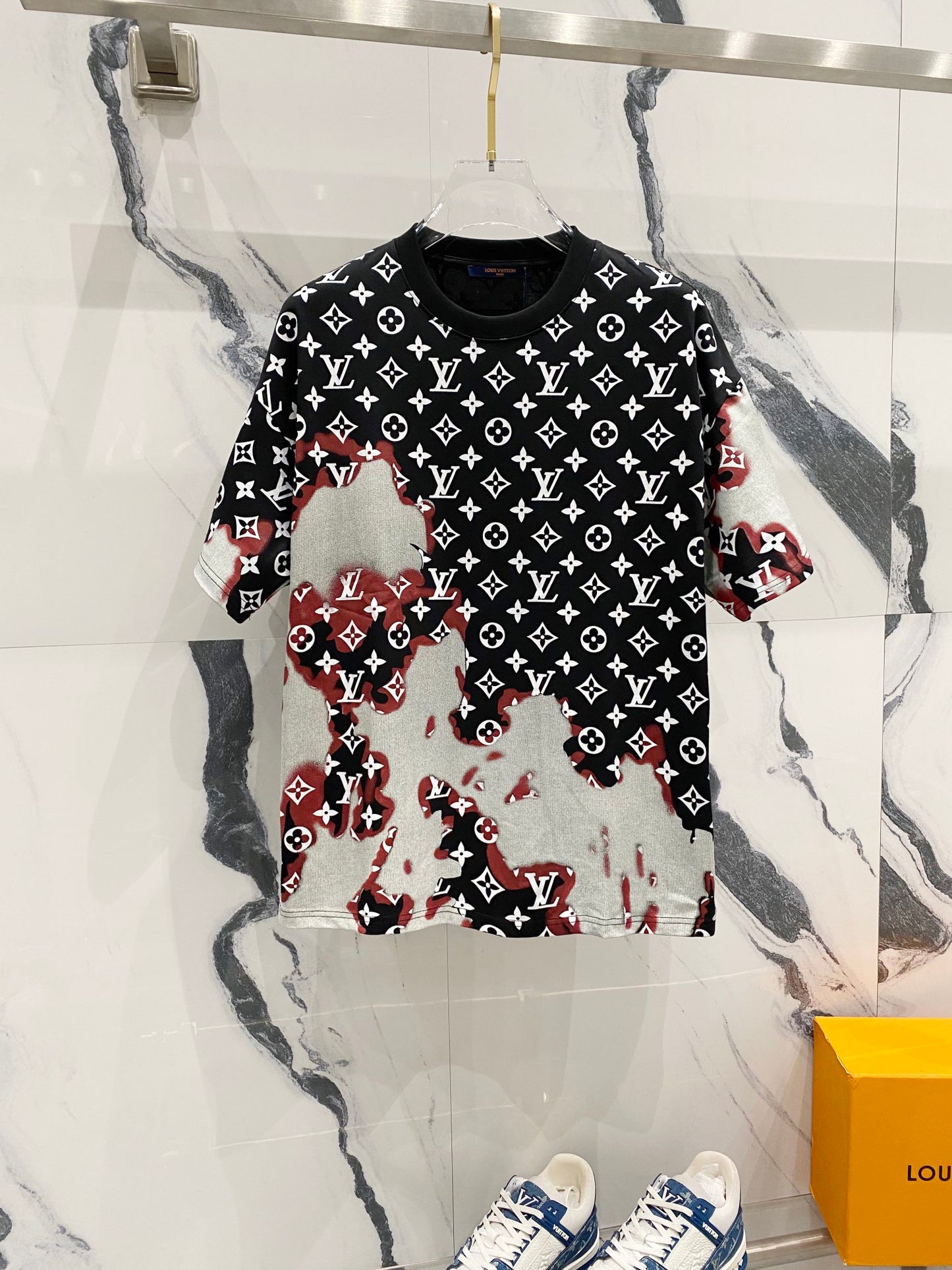 Louis Vuitton Monogram Bleach T-Shirt – Black & Red