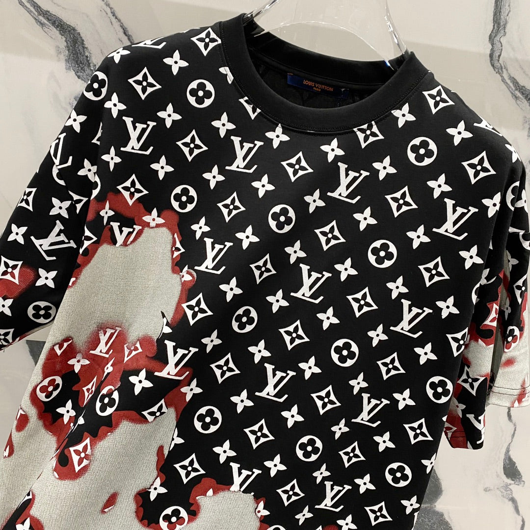 Louis Vuitton Monogram Bleach T-Shirt – Black & Red