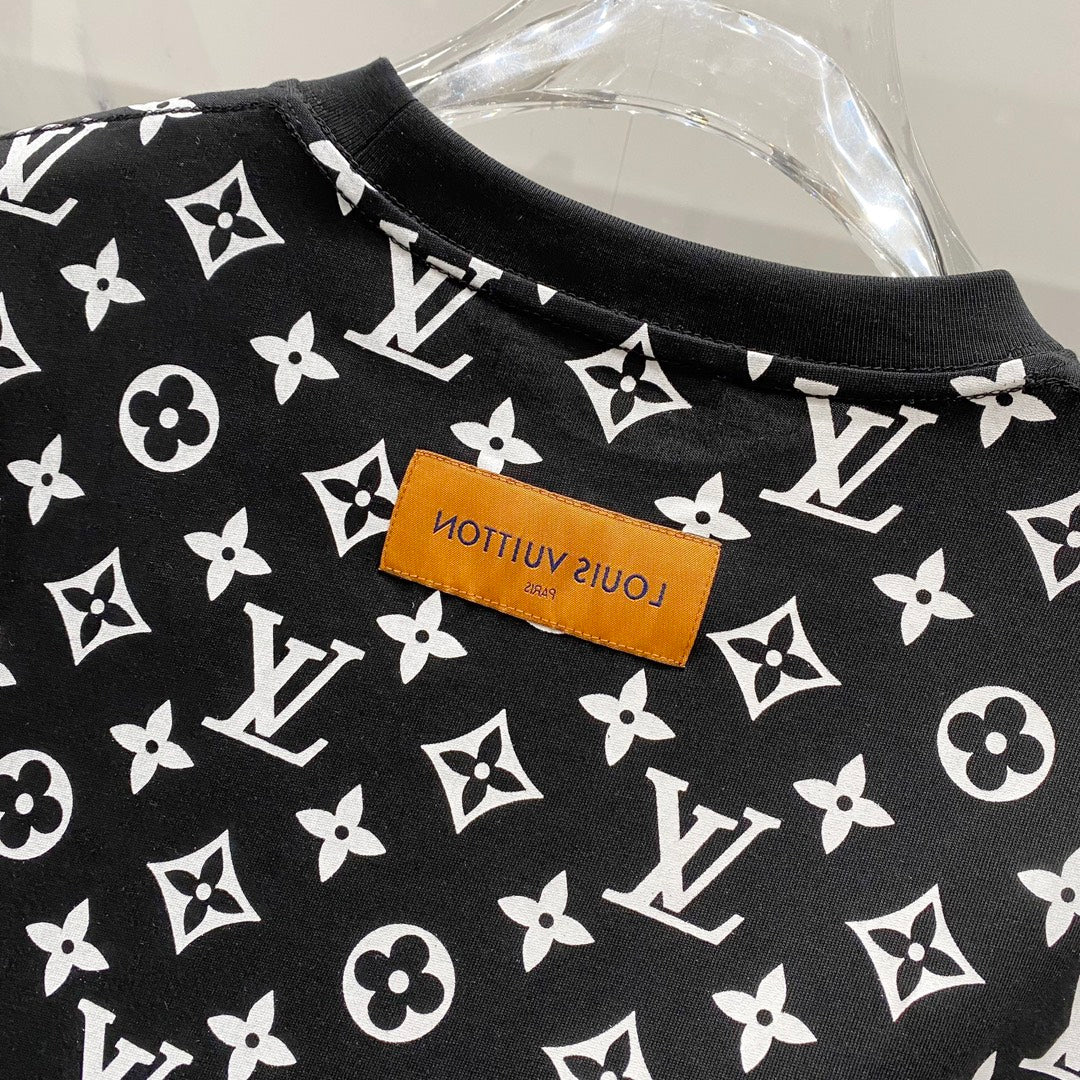 Louis Vuitton Monogram Bleach T-Shirt – Black & Red