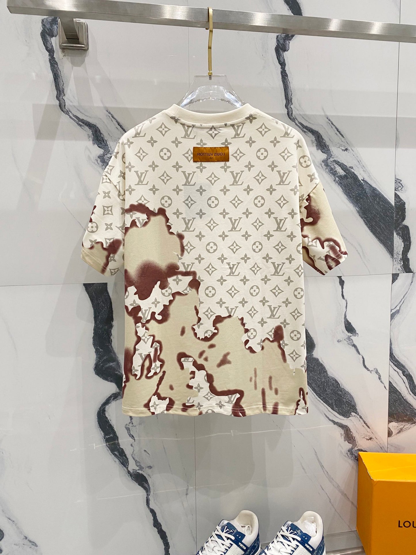 Louis Vuitton Monogram Bleach T-Shirt – Cream & Brown