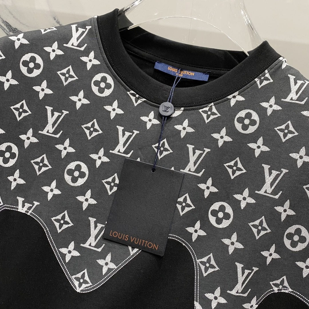 Louis Vuitton Monogram Drip T-Shirt – Black & Grey