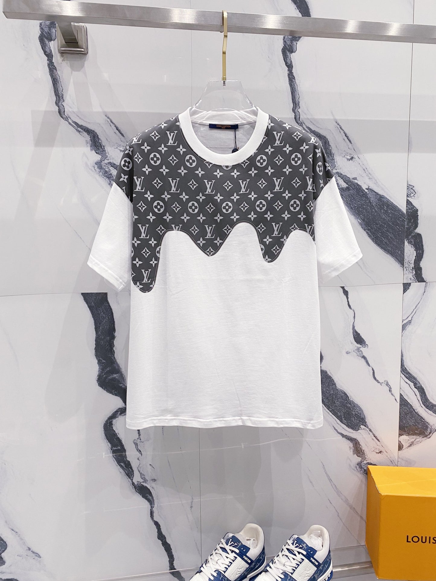 Louis Vuitton Monogram Drip T-Shirt – White & Grey