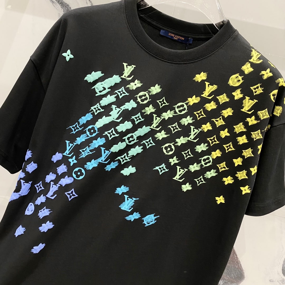 Louis Vuitton Monogram Felt T-Shirt – Black Multicolor Gradient