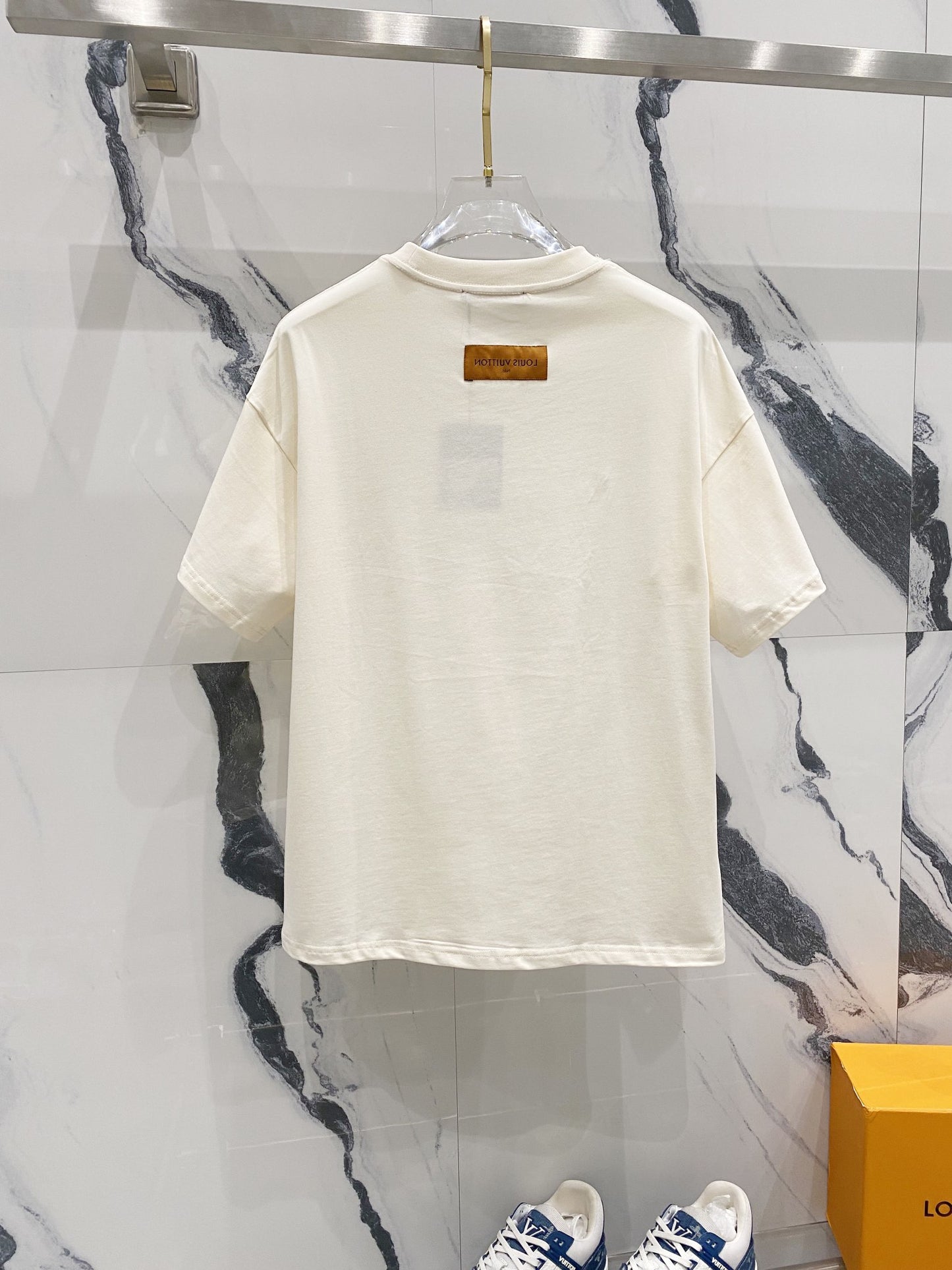 Louis Vuitton Monogram Felt T-Shirt – Off-White Multicolor Gradient