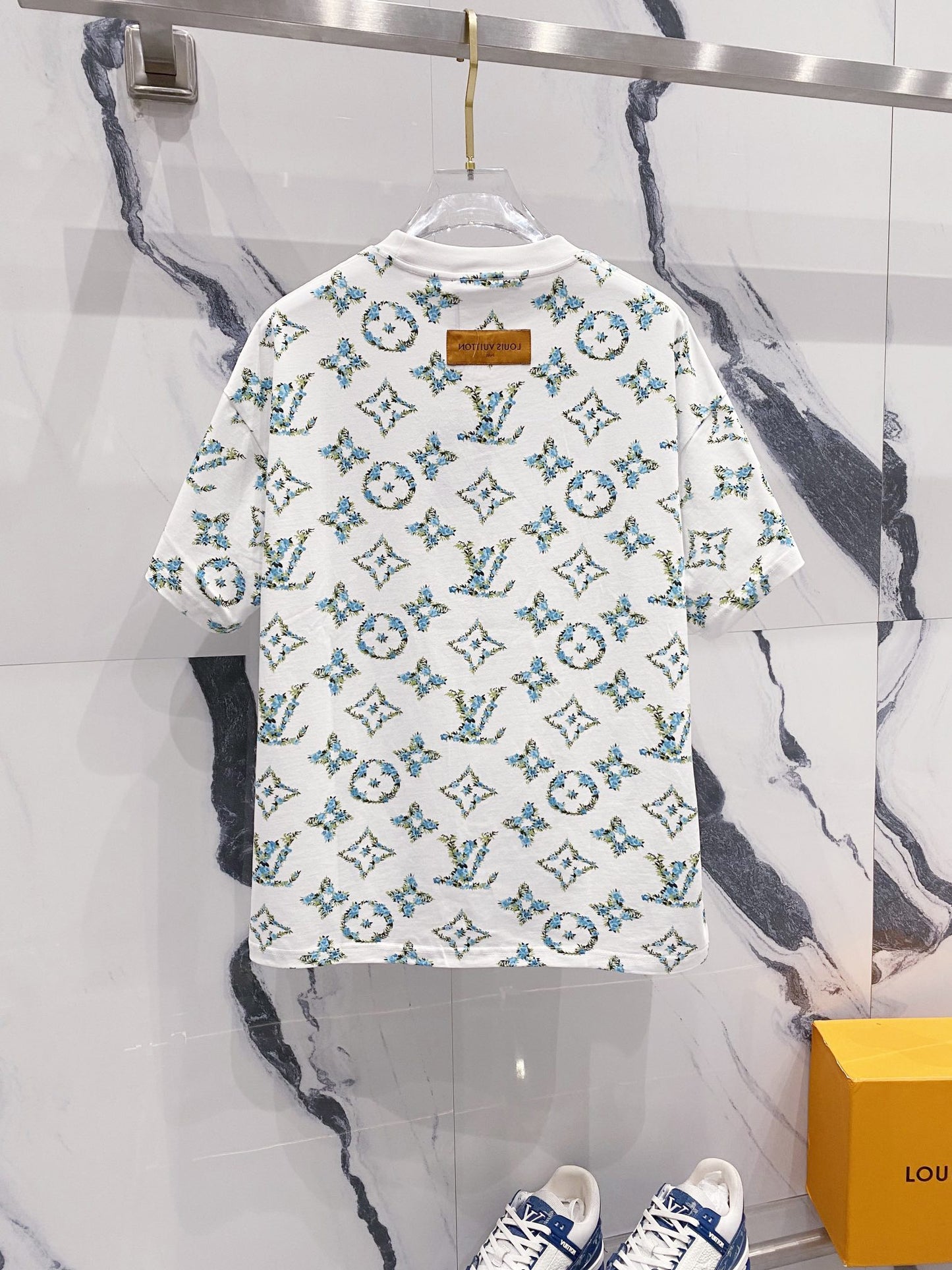 Louis Vuitton Monogram Flower Chain T-Shirt – White & Blue