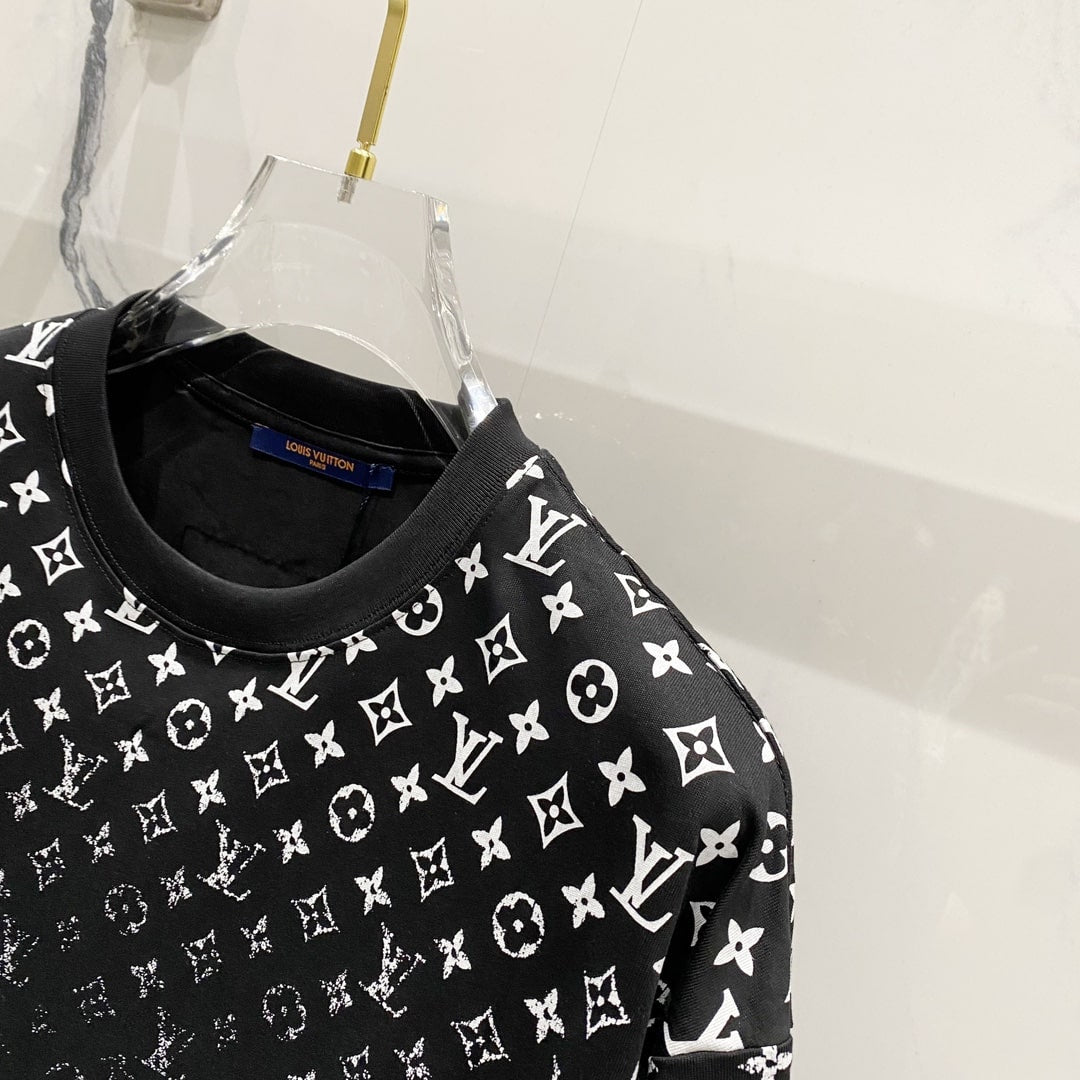 Louis Vuitton Monogram Gradient T-Shirt – Black & White