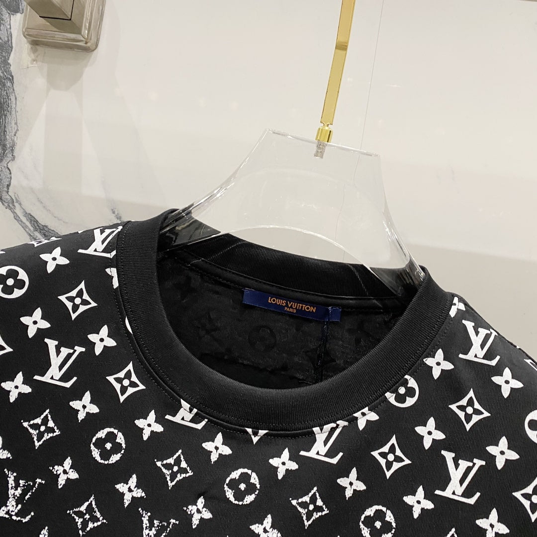 Louis Vuitton Monogram Gradient T-Shirt – Black & White