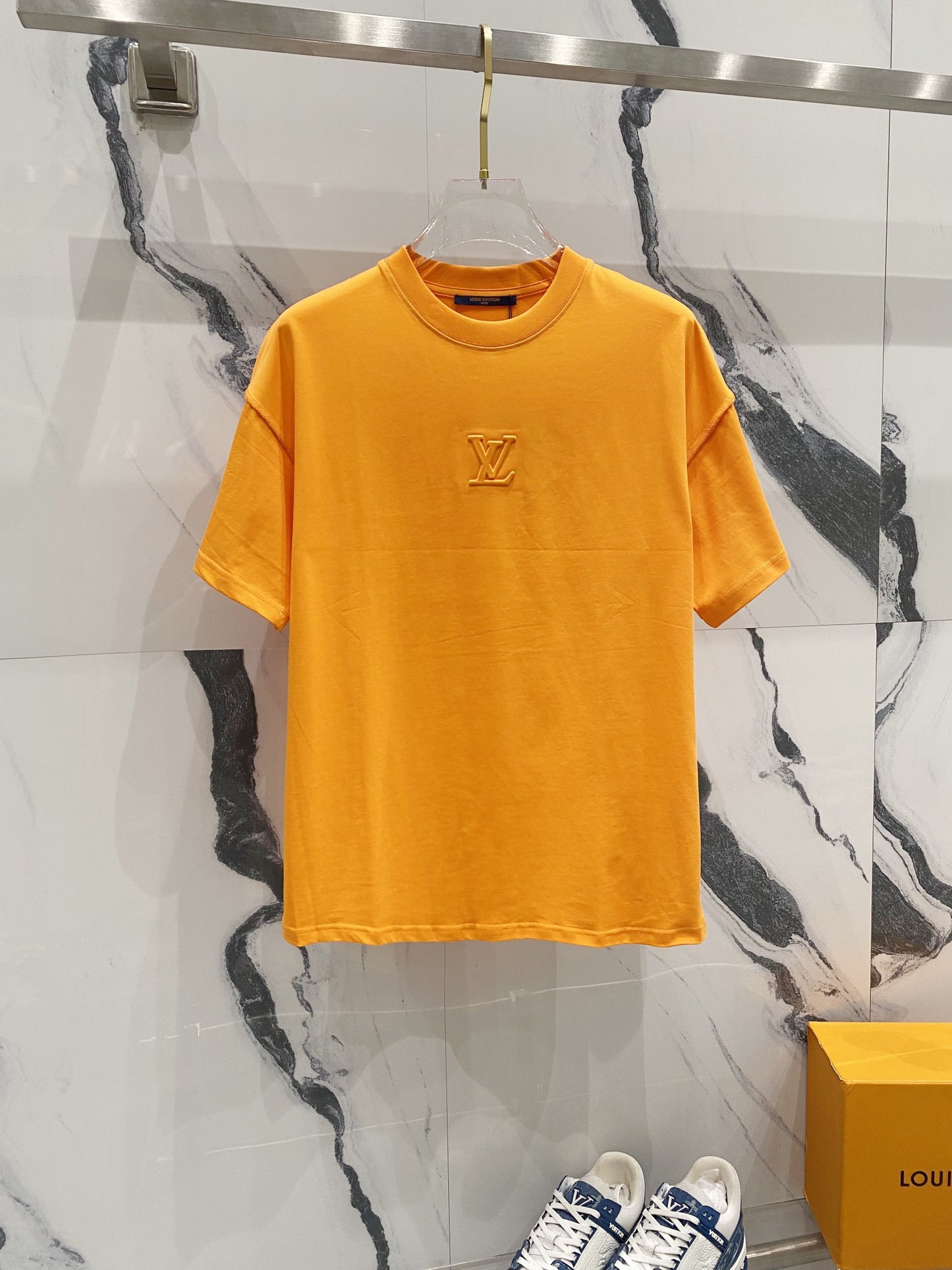 Louis Vuitton Signature 3D LV T-Shirt – Anthracite Grey
