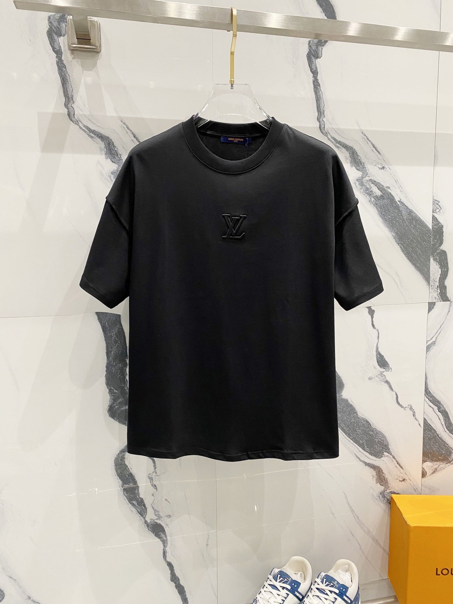 Louis Vuitton Signature 3D LV T-Shirt – Black
