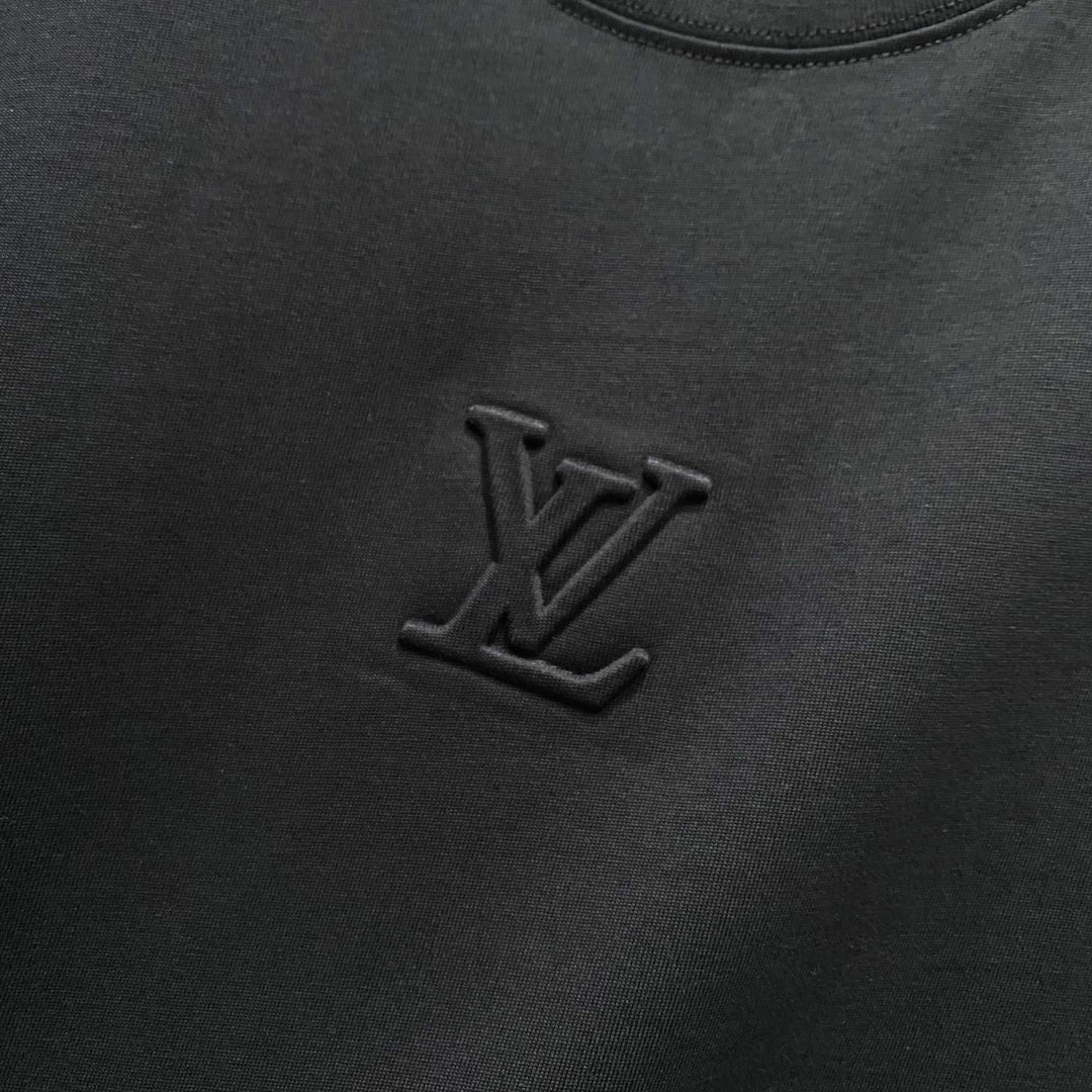 Louis Vuitton Signature 3D LV T-Shirt – Black