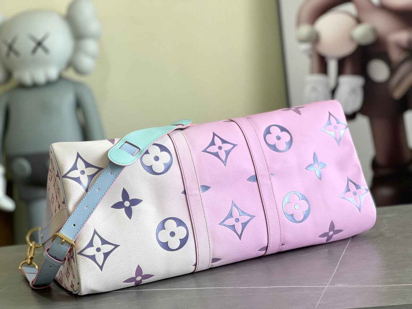 Louis Vuitton LV Women's Sunrise Pastel Keepall Bandoulière 50 - Gold Hardware