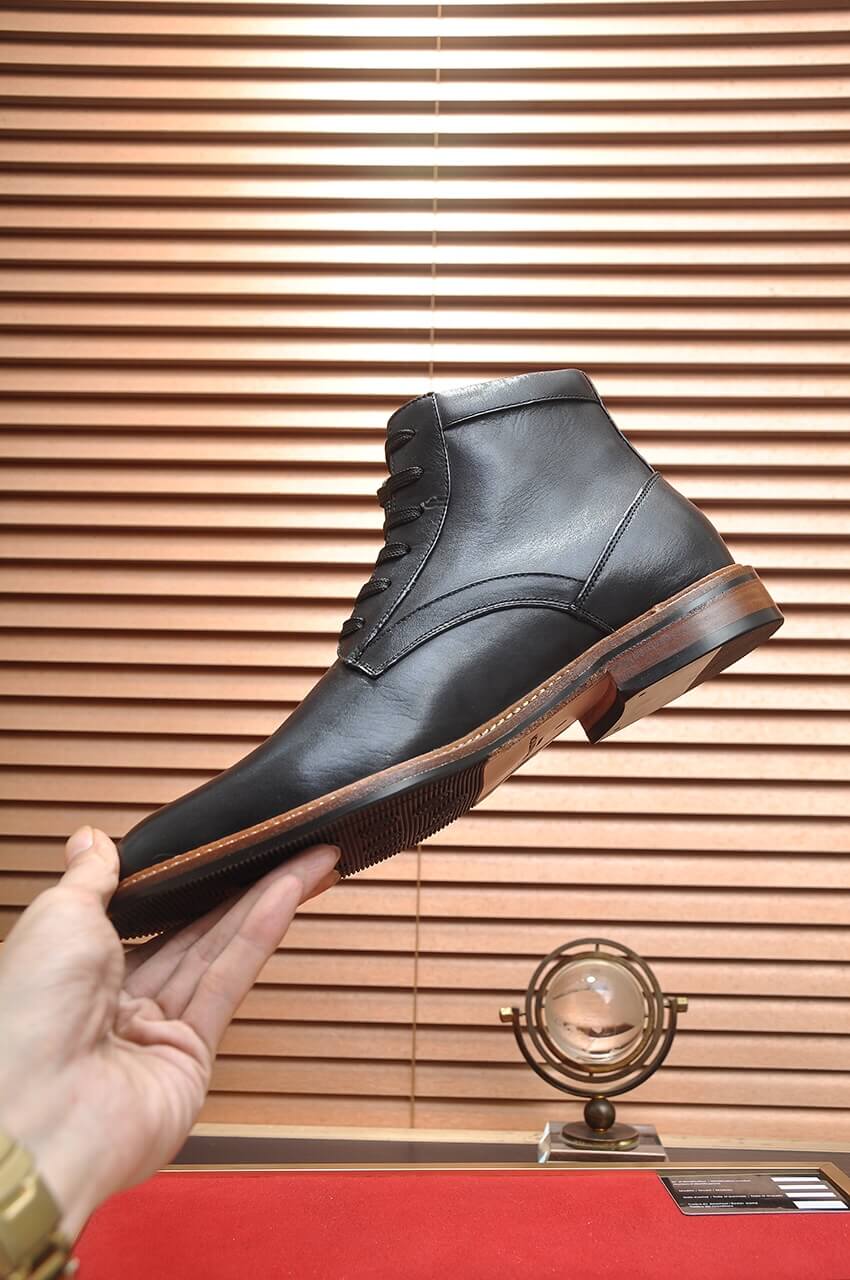 Louis Vuitton Vendome Flex Derby Boot – Black Grained Calf Leather