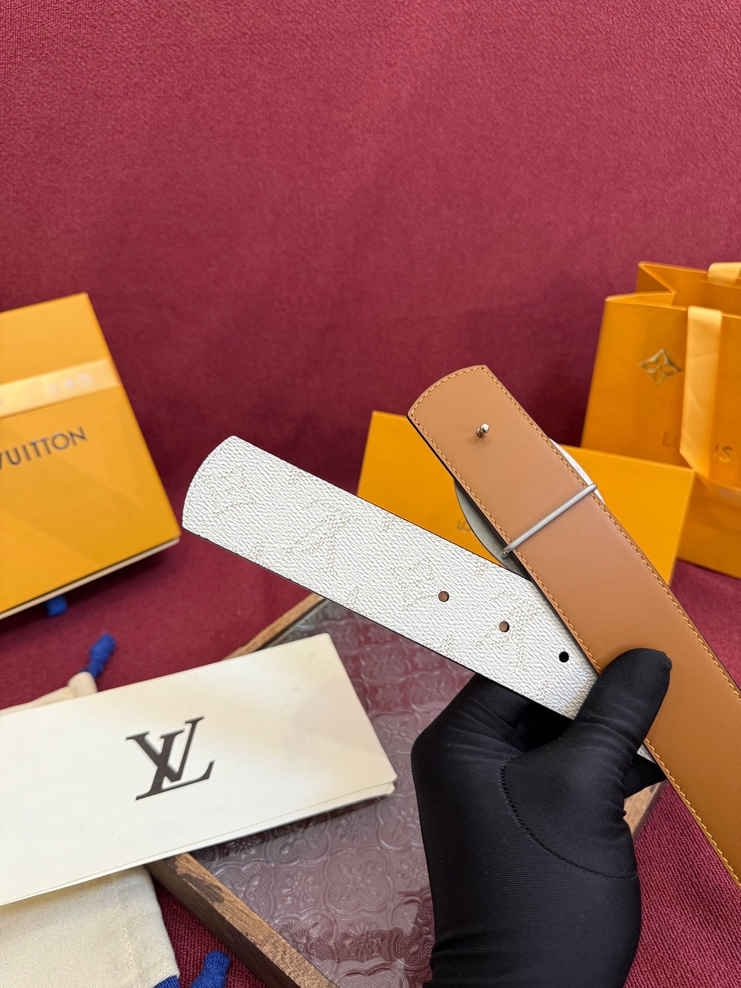 Louis Vuitton White Dimension Monogram Heritage 40mm Reversible Belt - Oval Silver Buckle