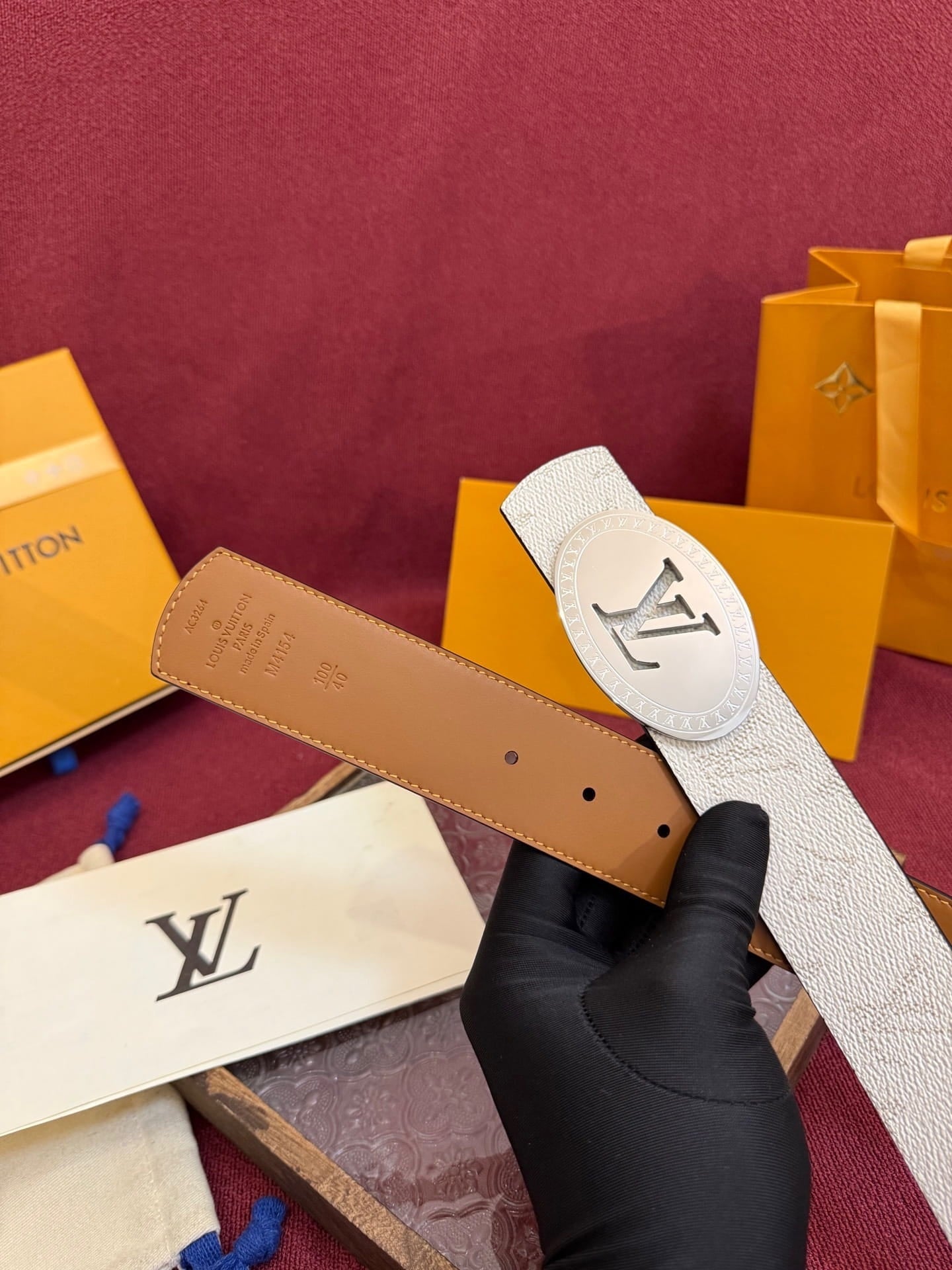 Louis Vuitton White Dimension Monogram Heritage 40mm Reversible Belt - Oval Silver Buckle