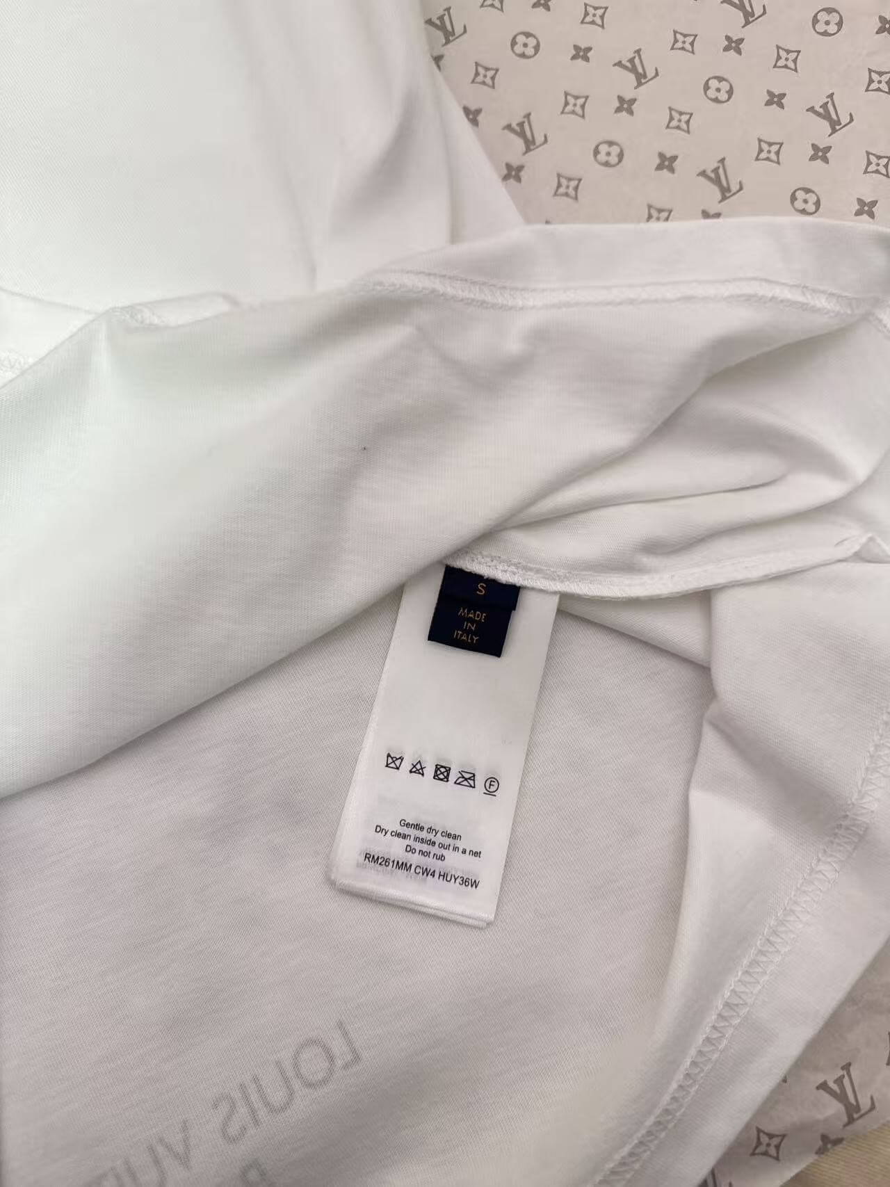 Louis Vuitton White L.V.M. Printemps-Été 2026 Pompidou Graphic T-Shirt