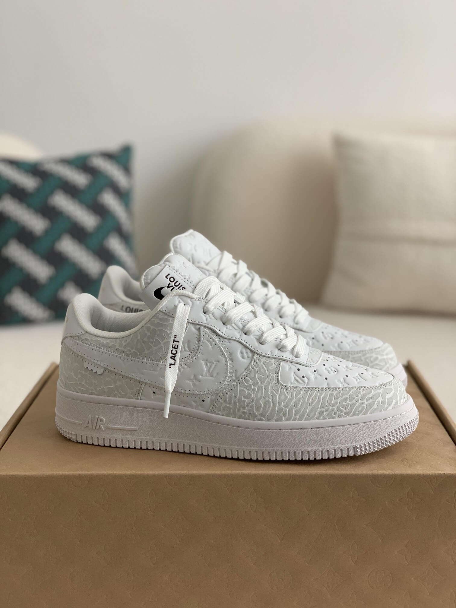 Louis Vuitton x Nike Air Force 1 Low – White Monogram Leather