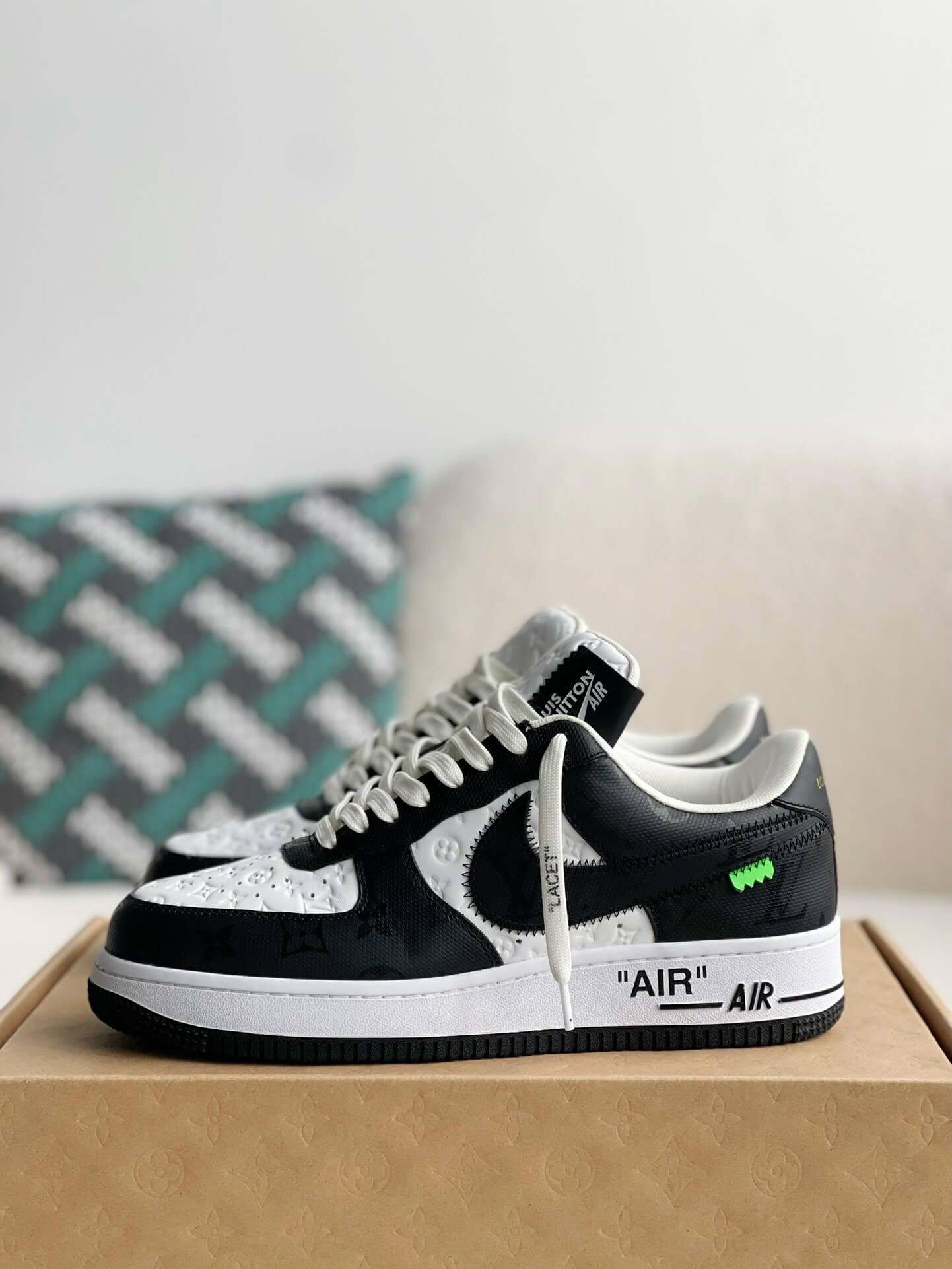 Louis Vuitton x Nike Air Force 1 Low – Black & White Monogram Leather