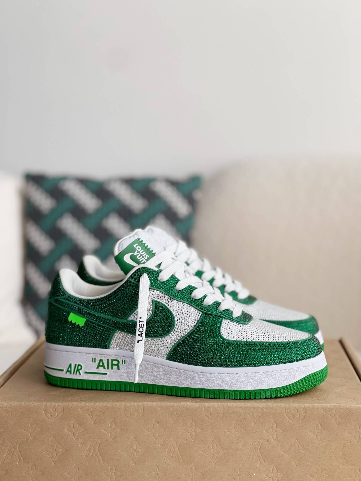 Louis Vuitton x Nike Air Force 1 Low – Swarovski Crystal White & Green