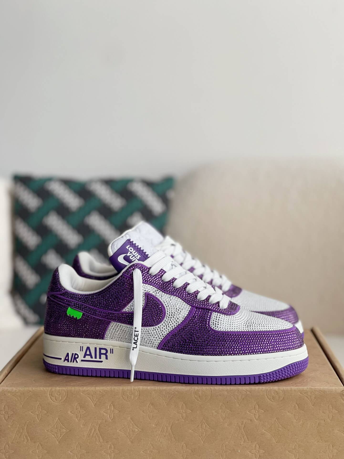 Louis Vuitton x Nike Air Force 1 Low – Swarovski Crystal White & Purple