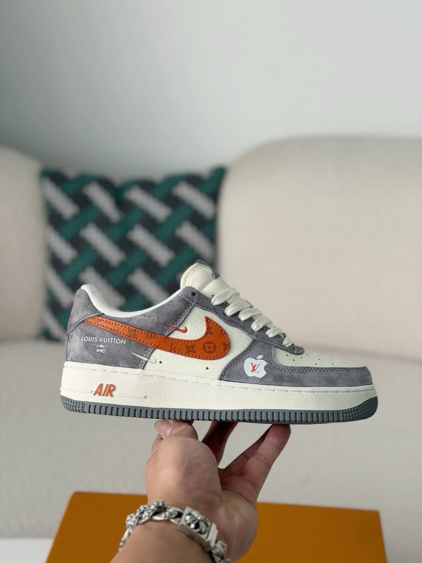Louis Vuitton x Nike Air Force 1 Low – Grey, White & Monogram