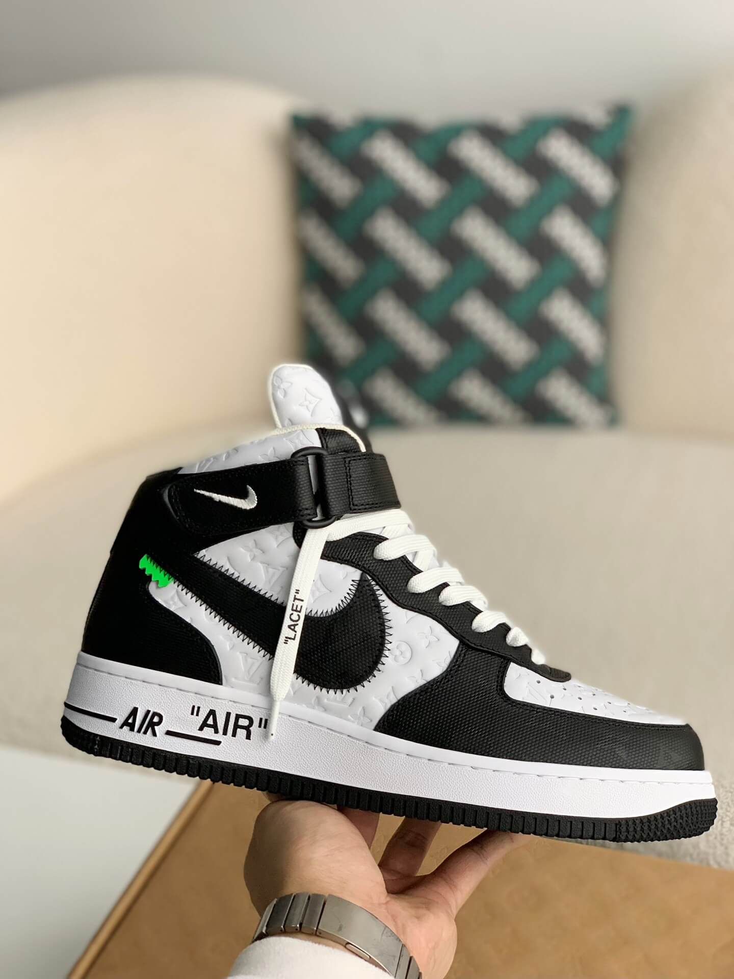 Louis Vuitton x Nike Air Force 1 Mid – White & Black Monogram Leather