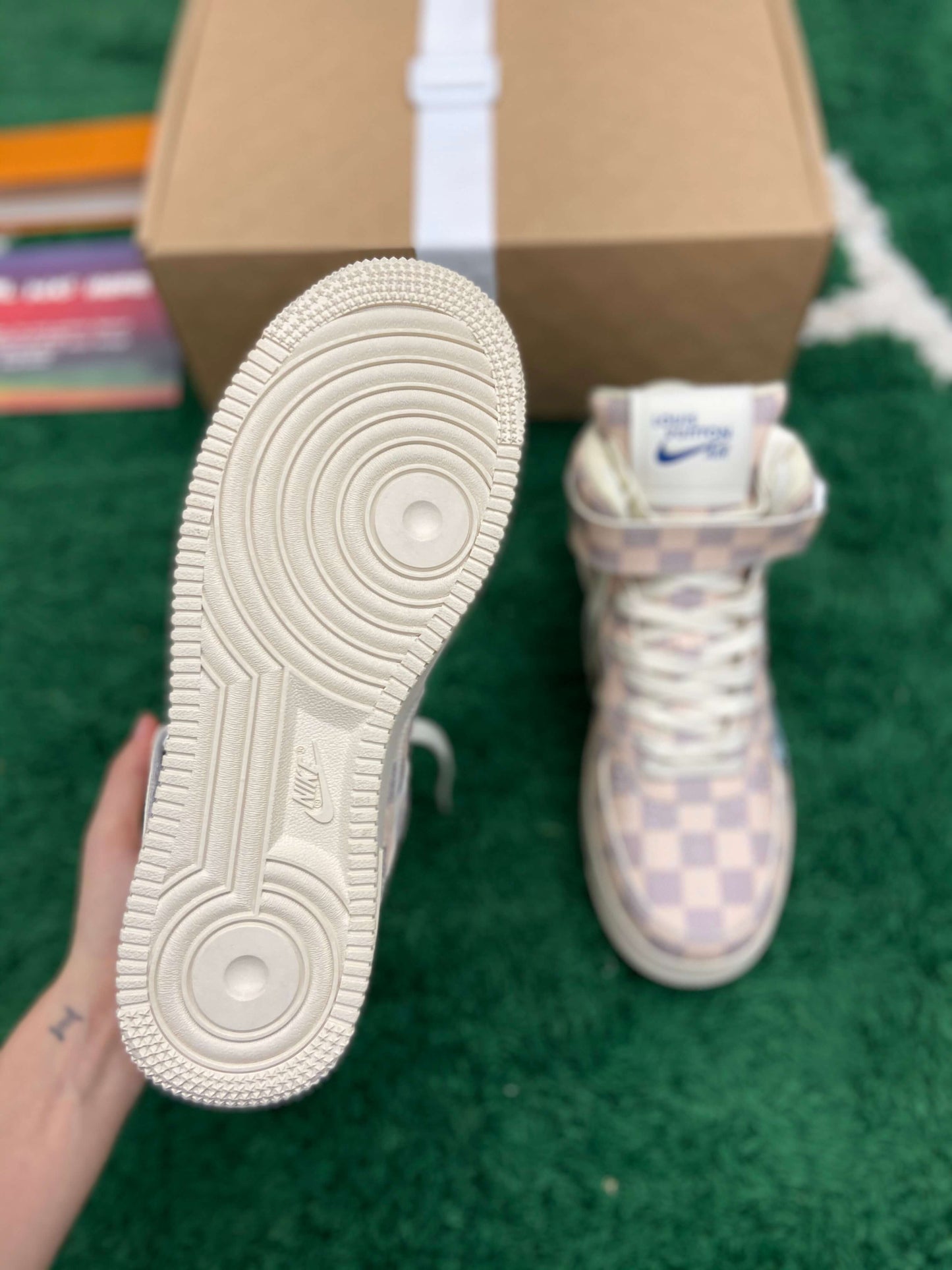 Louis Vuitton x Nike Air Force 1 Mid by Virgil Abloh – Damier Azur Graffit