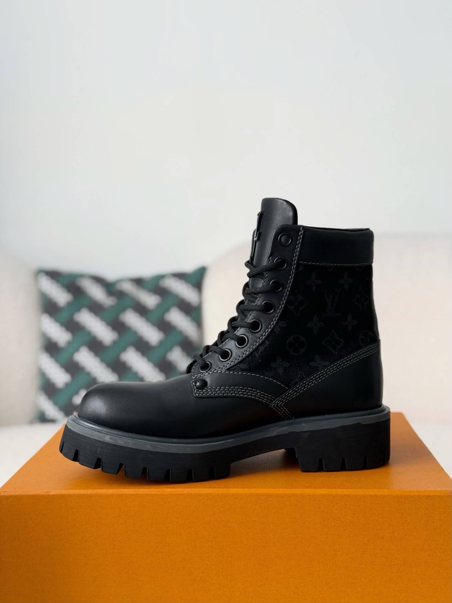 Louis Vuitton x Timberland 6-In Ankle Boot – Black Monogram Canvas