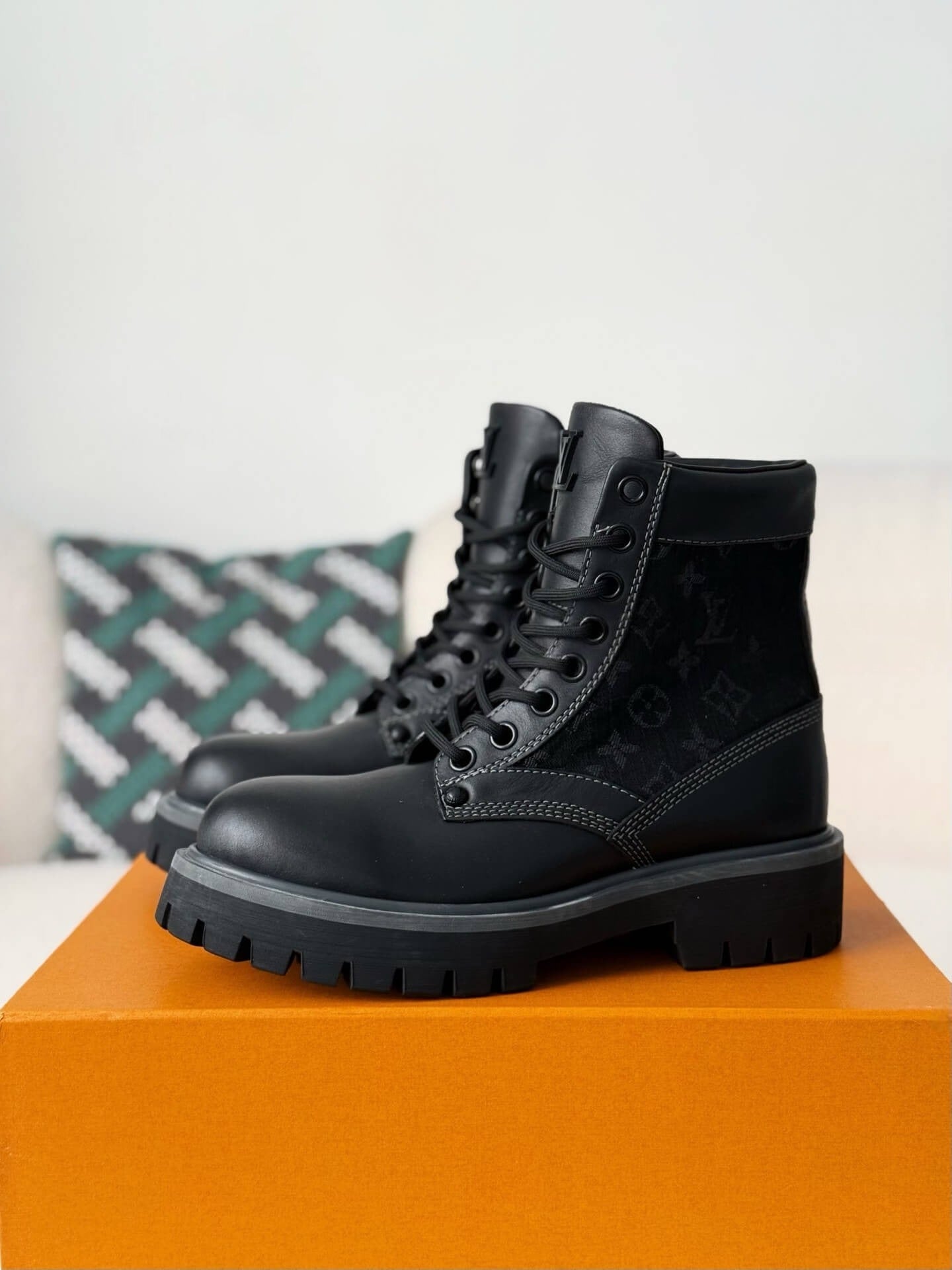 Louis Vuitton x Timberland 6-In Ankle Boot – Black Monogram Canvas