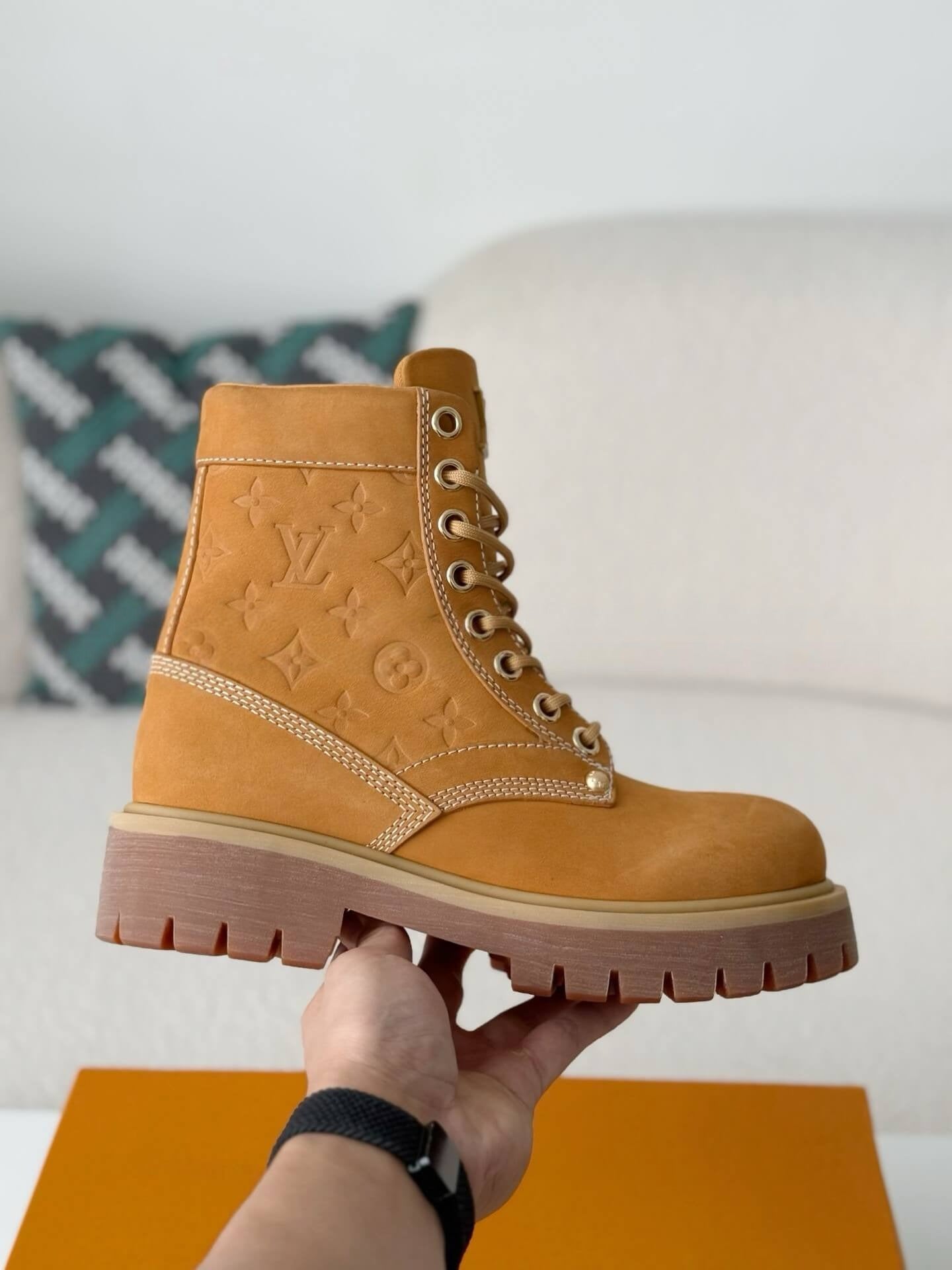 Louis Vuitton x Timberland 6-In Ankle Boot – Wheat Monogram Embossed Nubuck