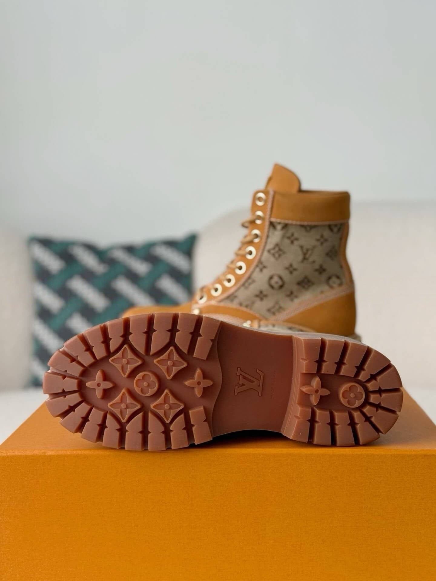 Louis Vuitton x Timberland 6-In Ankle Boot – Wheat Monogram
