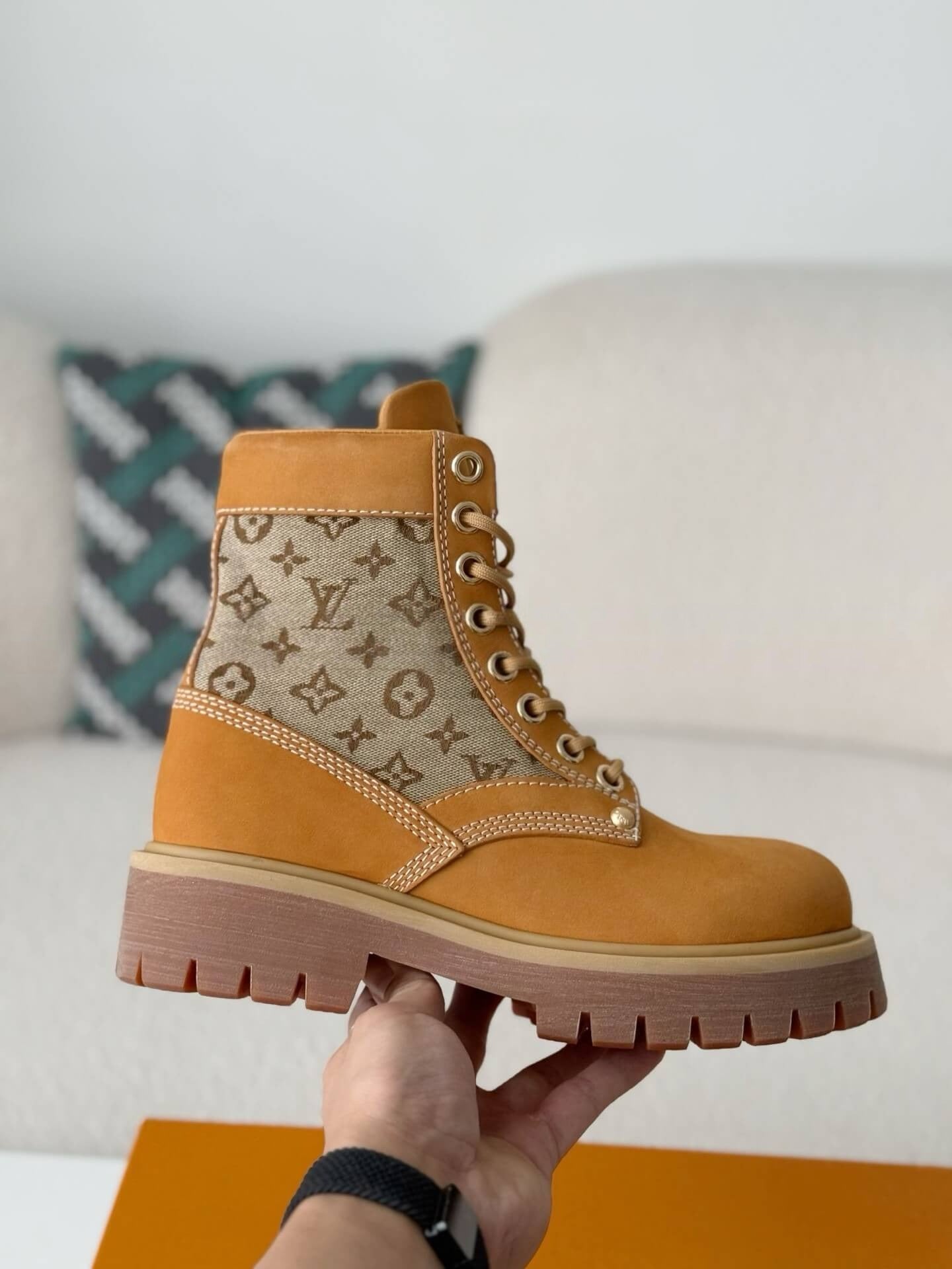 Louis Vuitton x Timberland 6-In Ankle Boot – Wheat Monogram