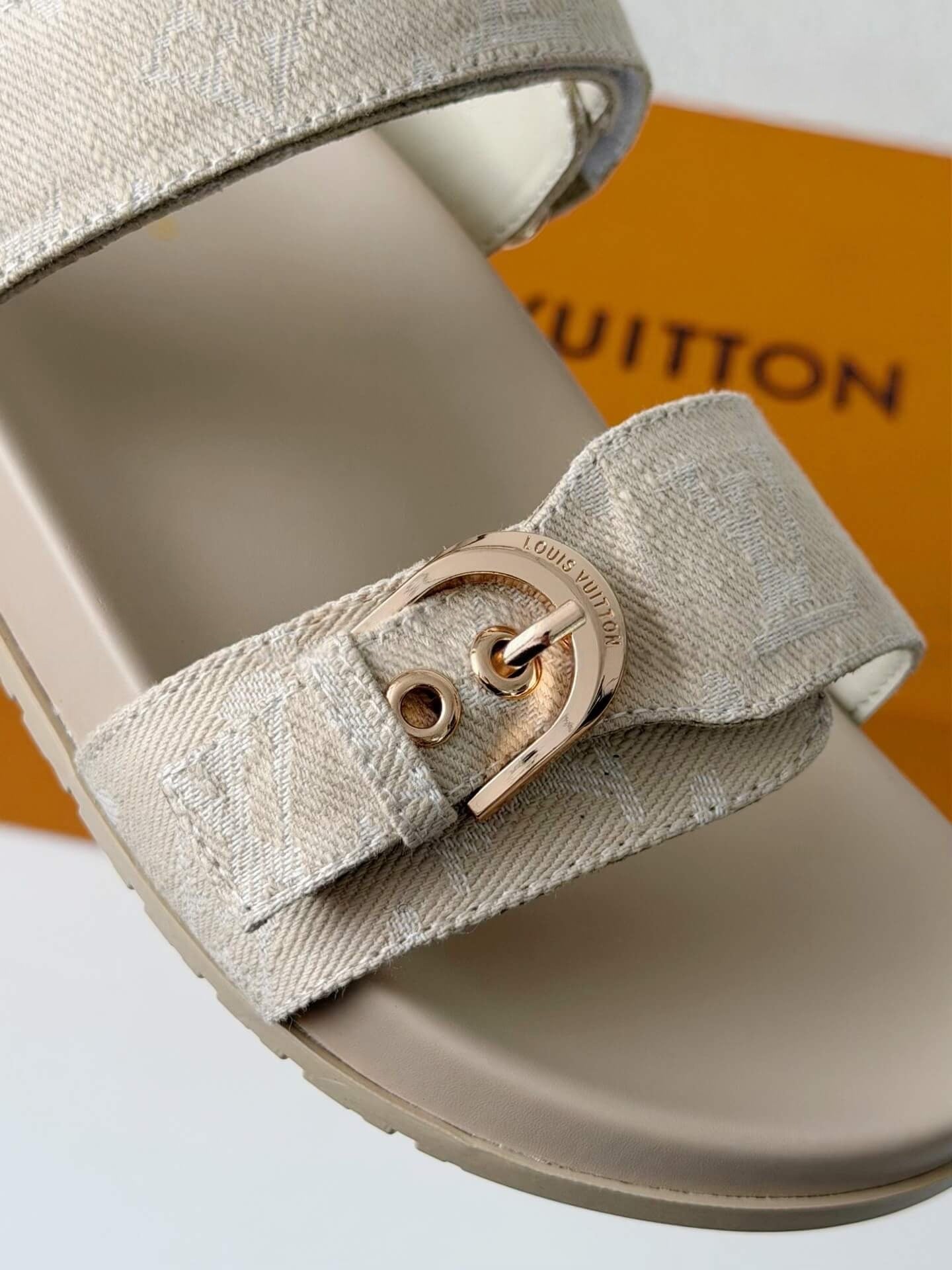 Louis Vuitton Bom Dia Flat Comfort Sandal – Beige Monogram Canvas