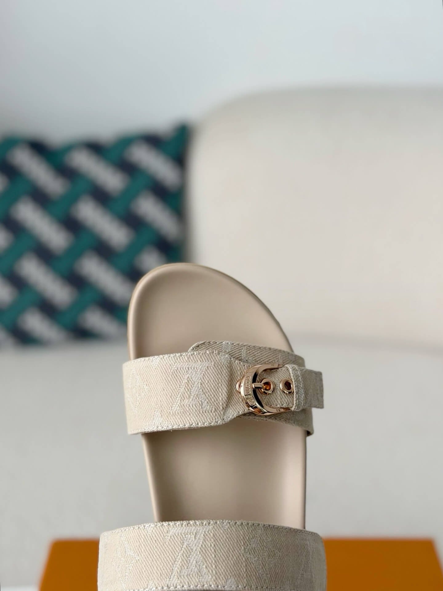 Louis Vuitton Bom Dia Flat Comfort Sandal – Beige Monogram Canvas
