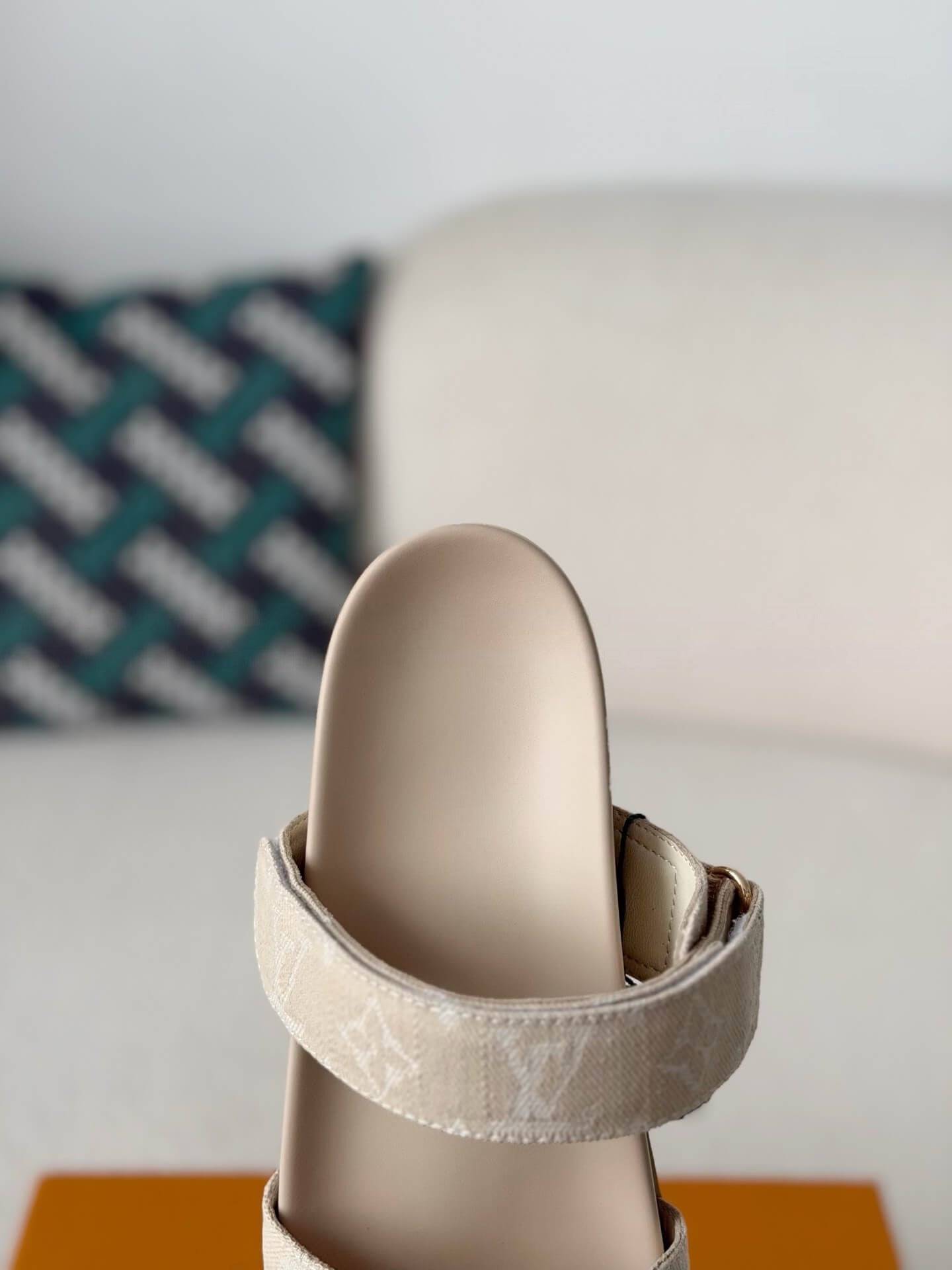 Louis Vuitton Bom Dia Flat Comfort Sandal – Beige Monogram Canvas