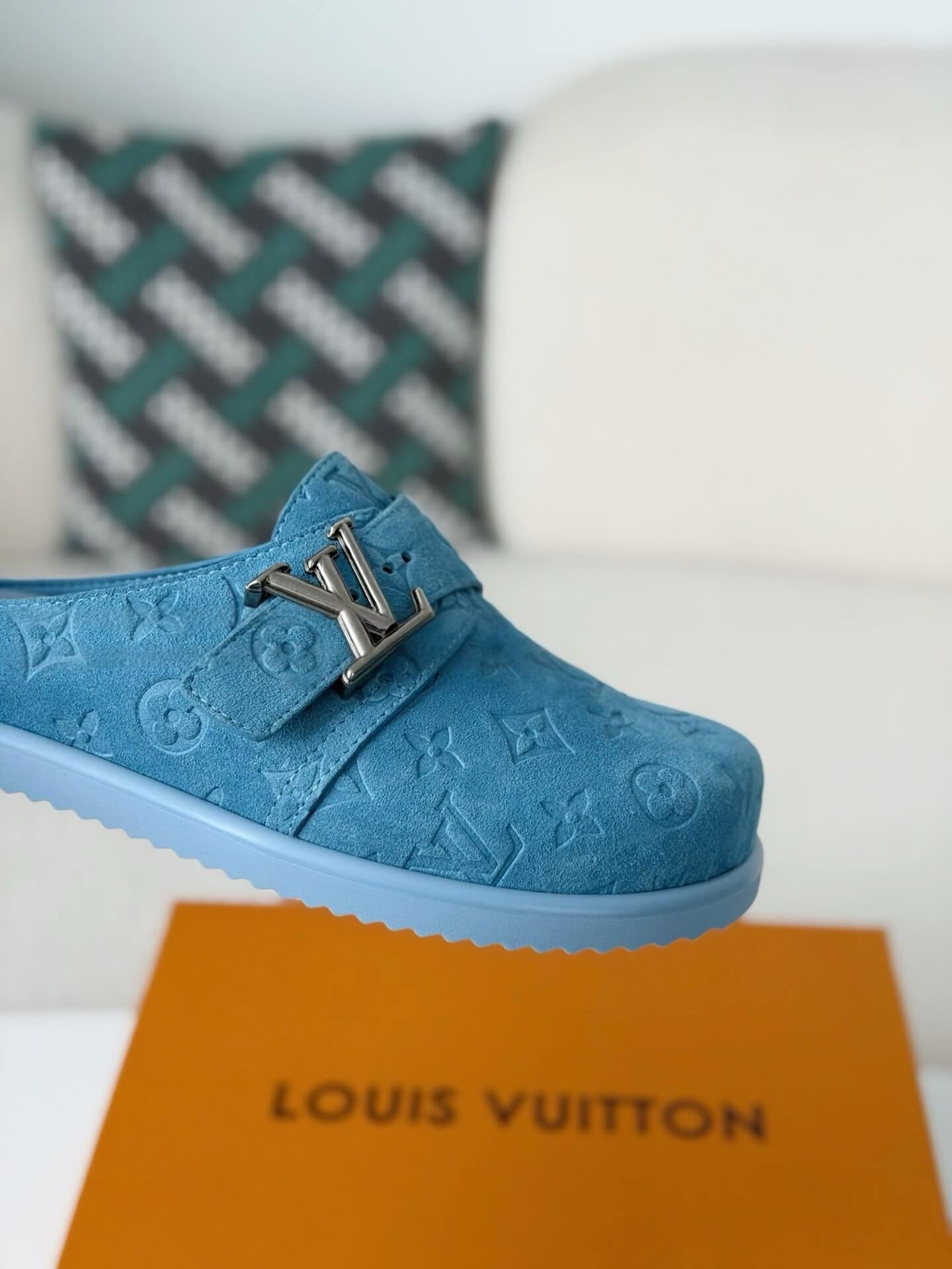 Louis Vuitton Easy Line Mule – Sky Blue Monogram Empreinte Suede
