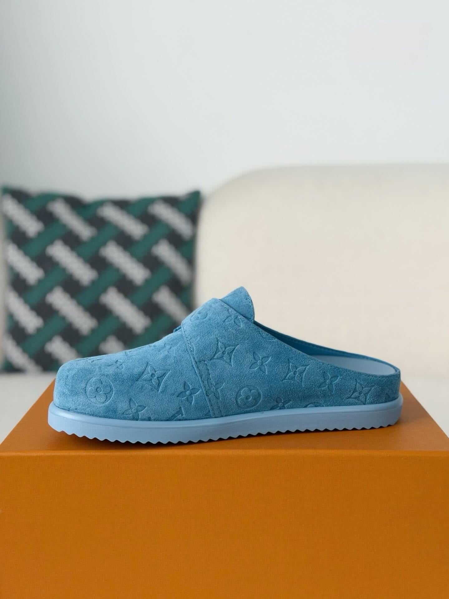 Louis Vuitton Easy Line Mule – Sky Blue Monogram Empreinte Suede