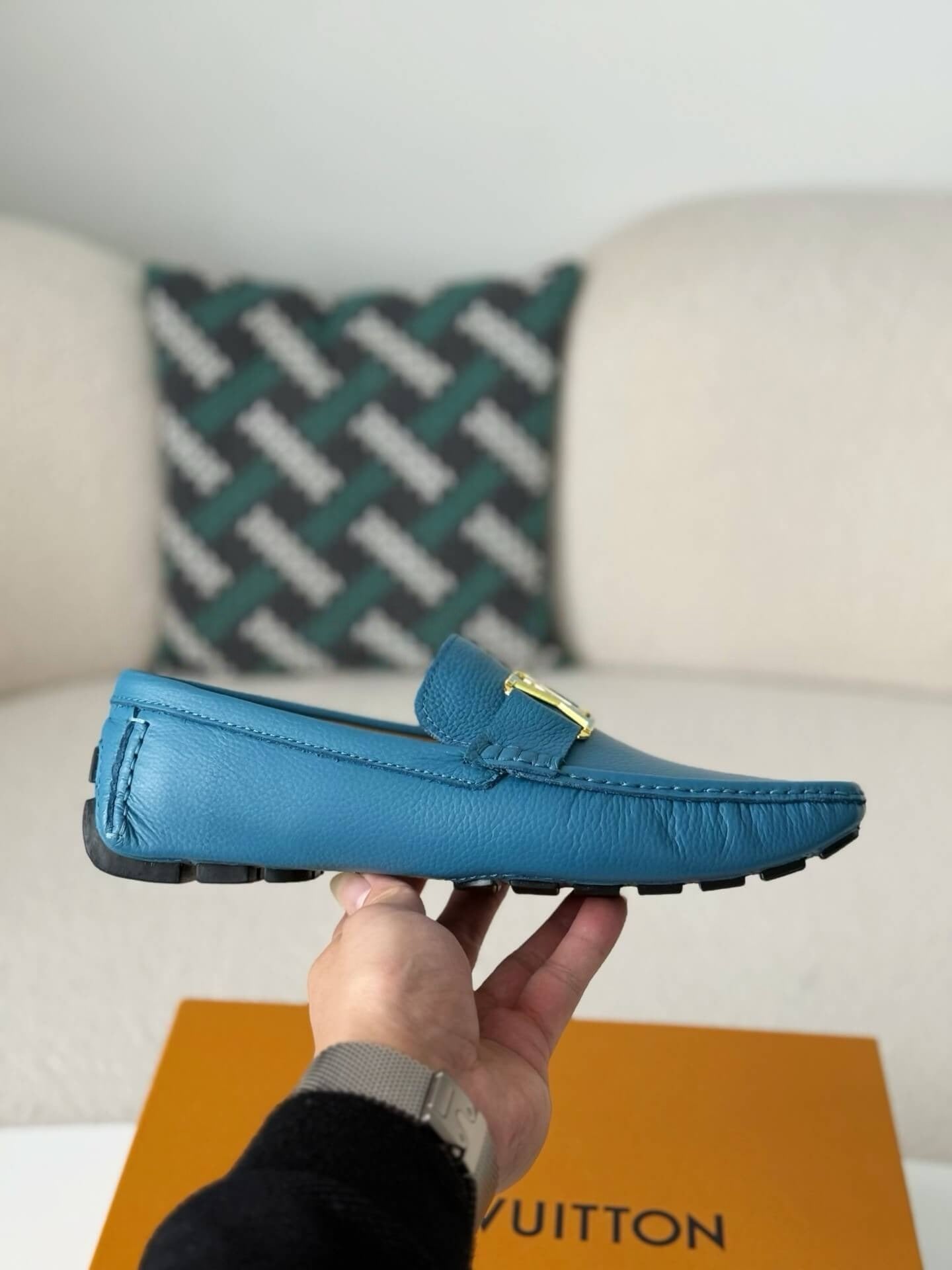 Louis Vuitton Hockenheim Moccasin – Marine Blue Grained Calf Leather –  Hollo Shoe