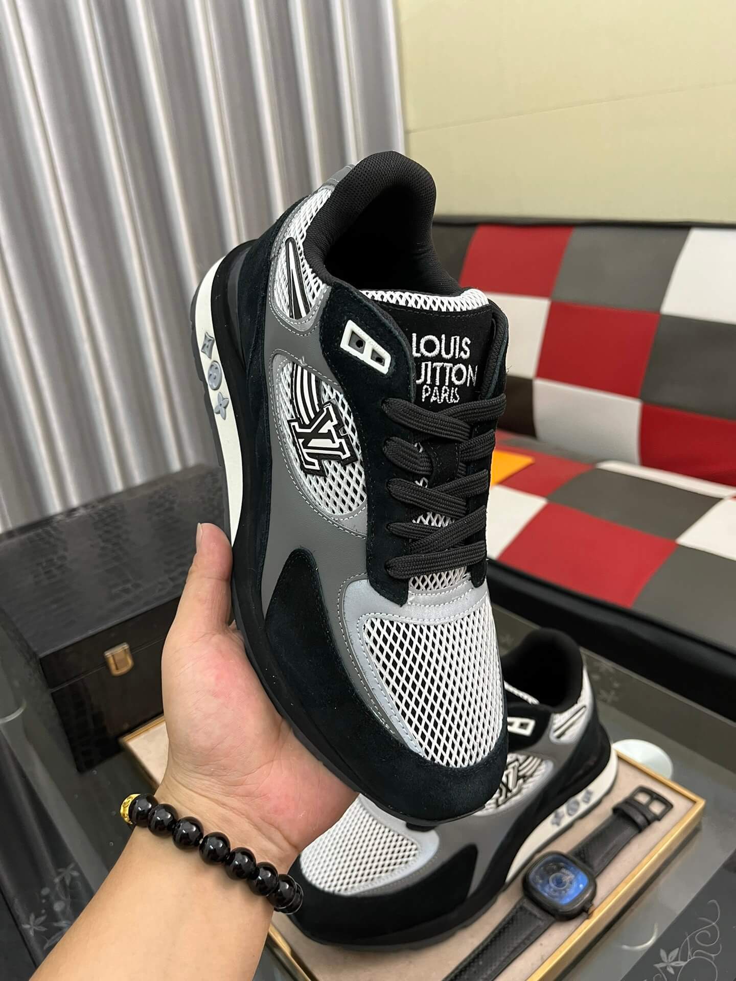 Louis Vuitton LV Drop 300 Sneaker – Black, Grey & White Tech Mesh