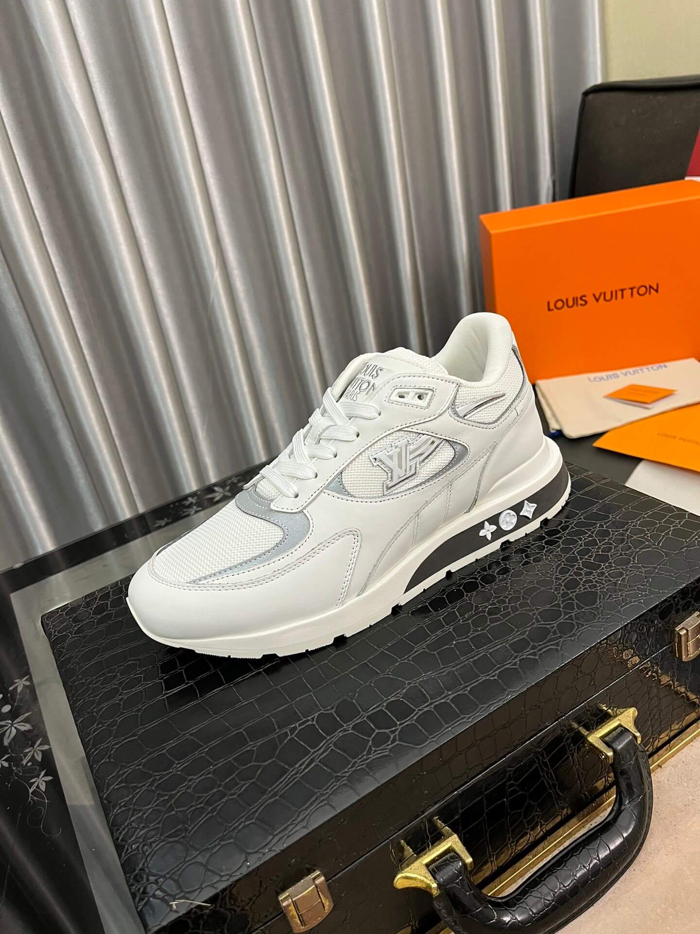 Louis Vuitton LV Drop 300 Sneaker – White, Silver & Light Blue