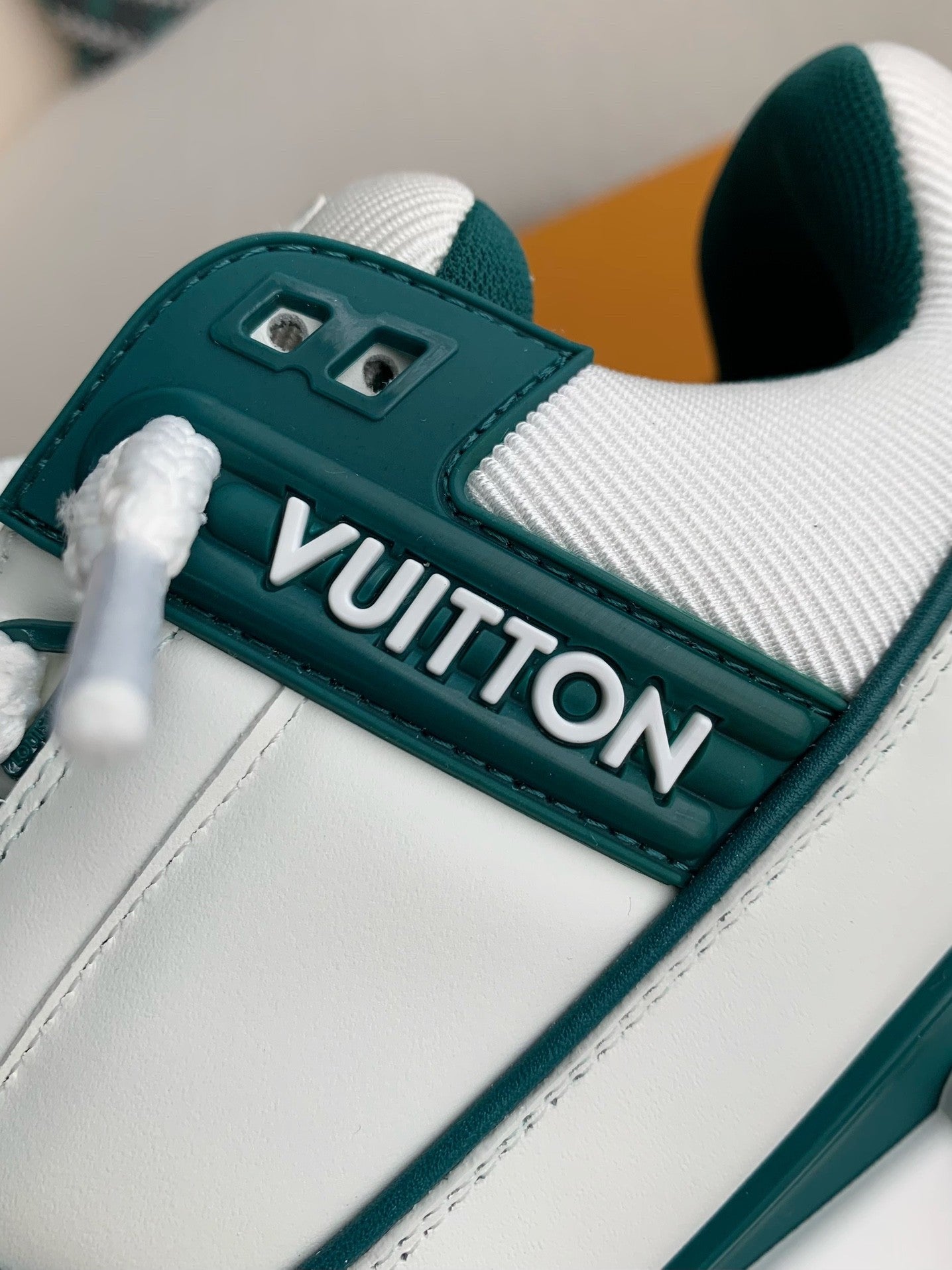 Louis Vuitton LV Maxi Trainer – White & Green Calf Leather